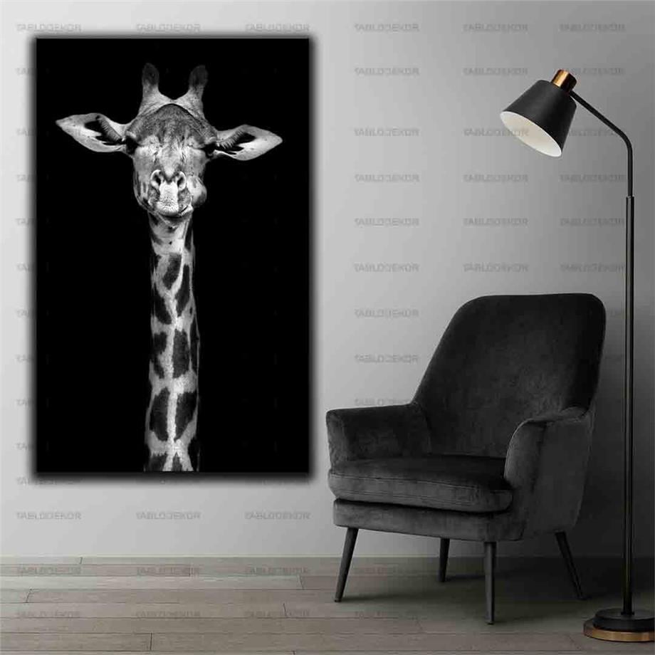 ZURAFA KANVAS TABLO ürününe, KANVAS TABLOLAR kategorisinden hemen satın alabilirsiniz.