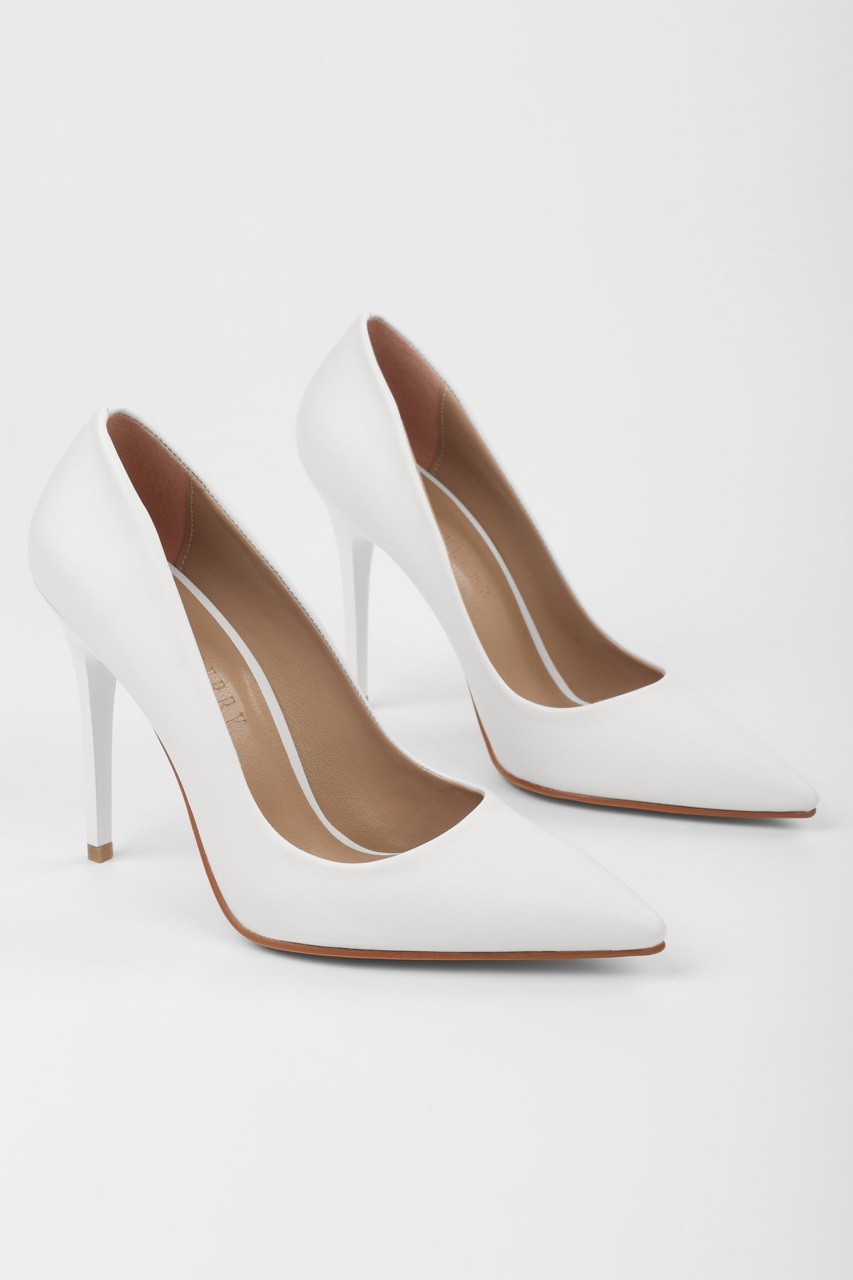 Kadın Deyna Beyaz Cilt Klasik Topuklu Stiletto