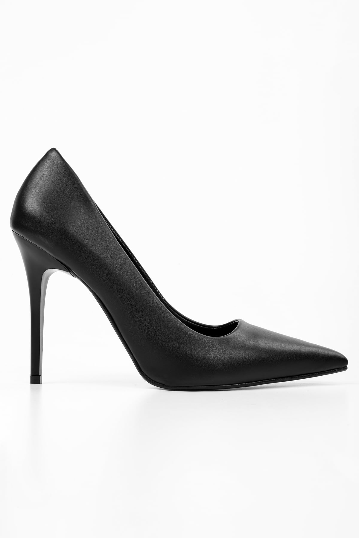 Kadın Deyna Siyah Cilt Klasik Topuklu Stiletto