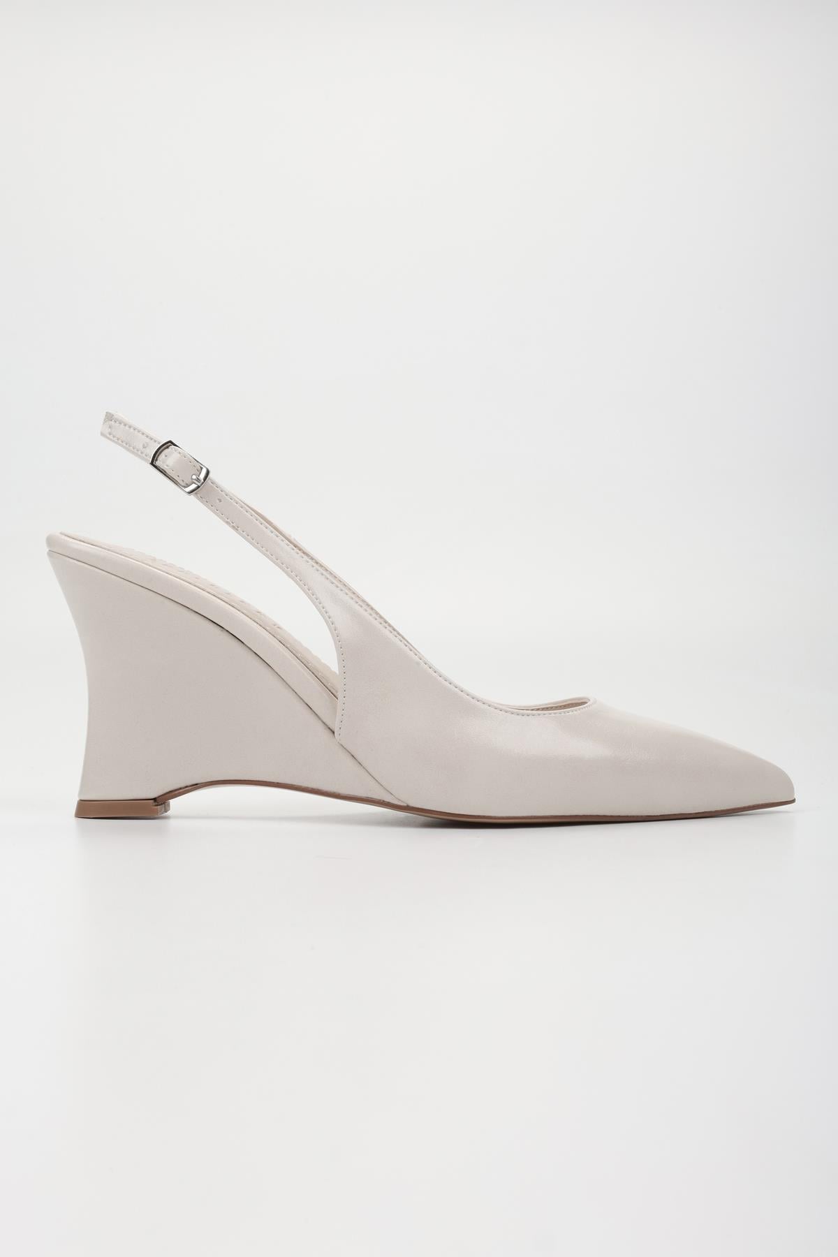 Kadın Gigi Ekru Cilt Dolgu Topuklu Stiletto