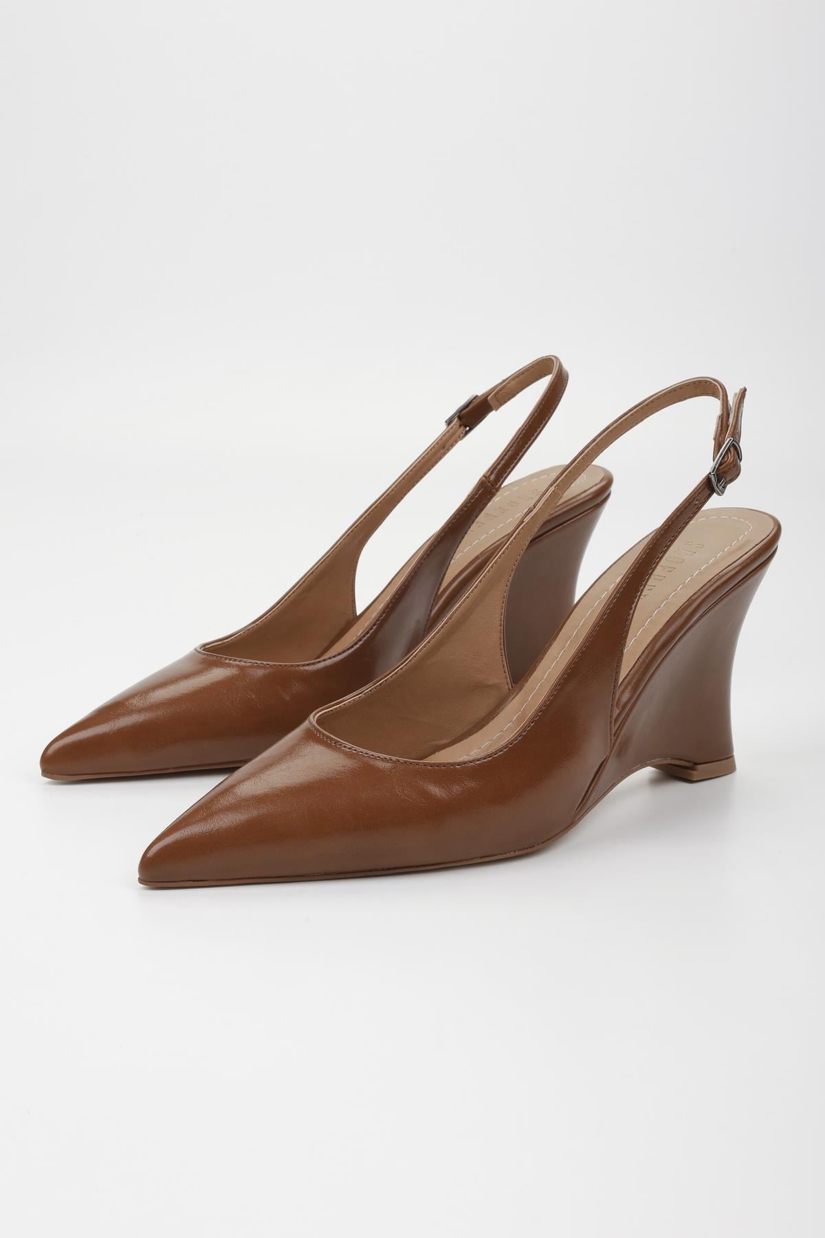 Kadın Gigi Karamel Cilt Dolgu Topuklu Stiletto