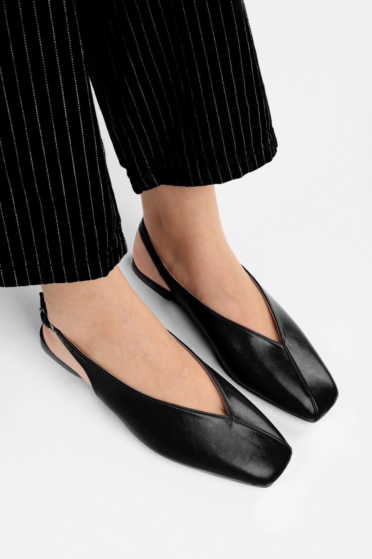 Kadın Noya Siyah Cilt Babet