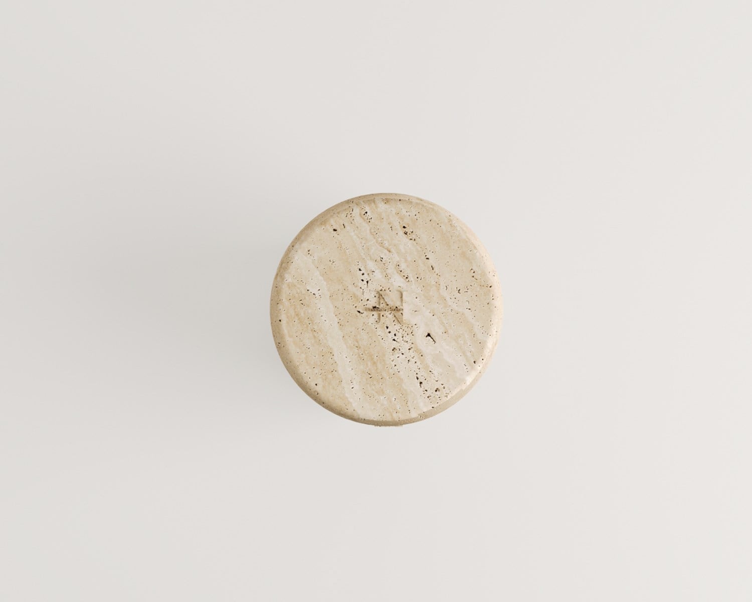 Faye-Table d'appoint aspect pouf en travertin