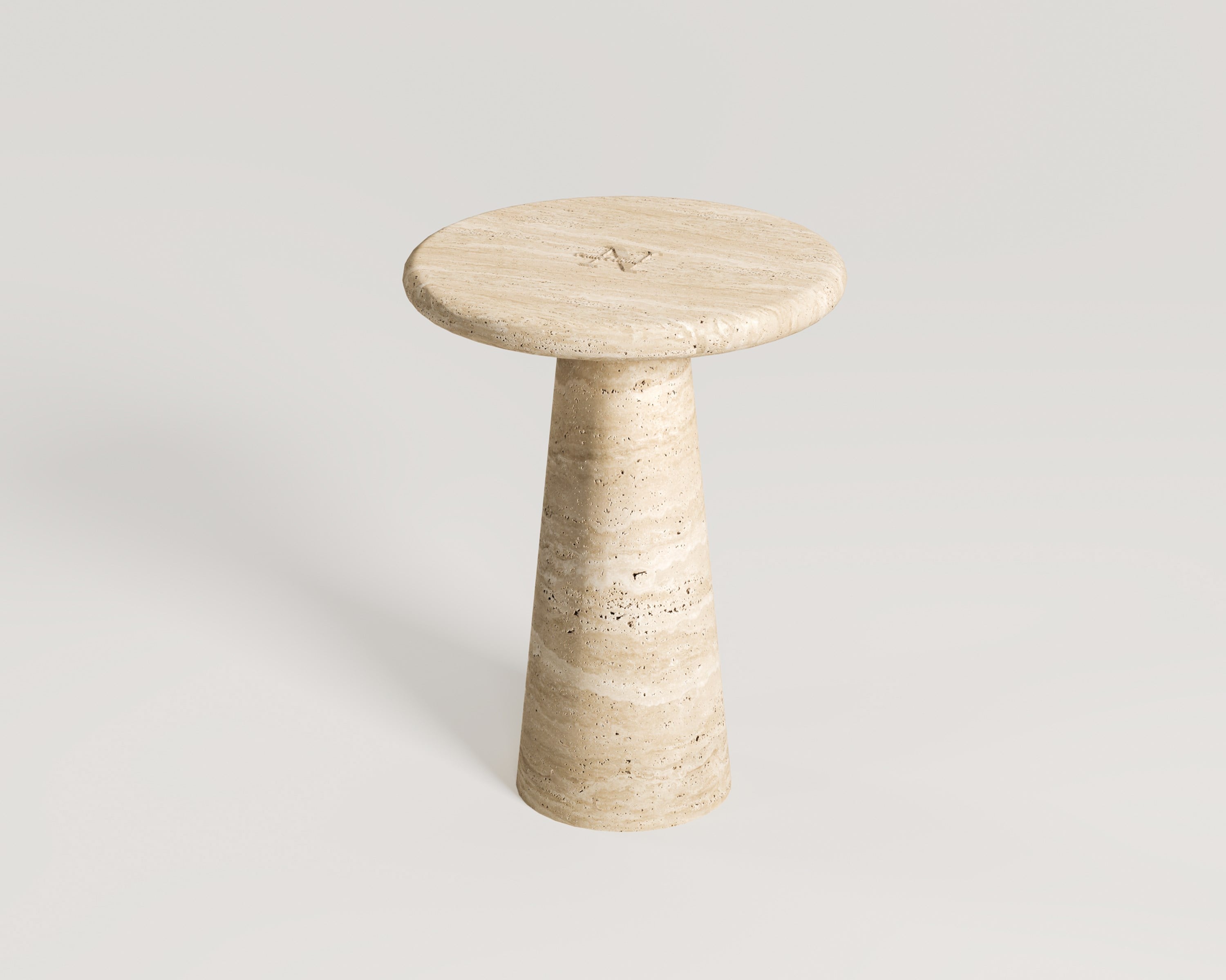Hye-Table basse à entonnoir en travertin