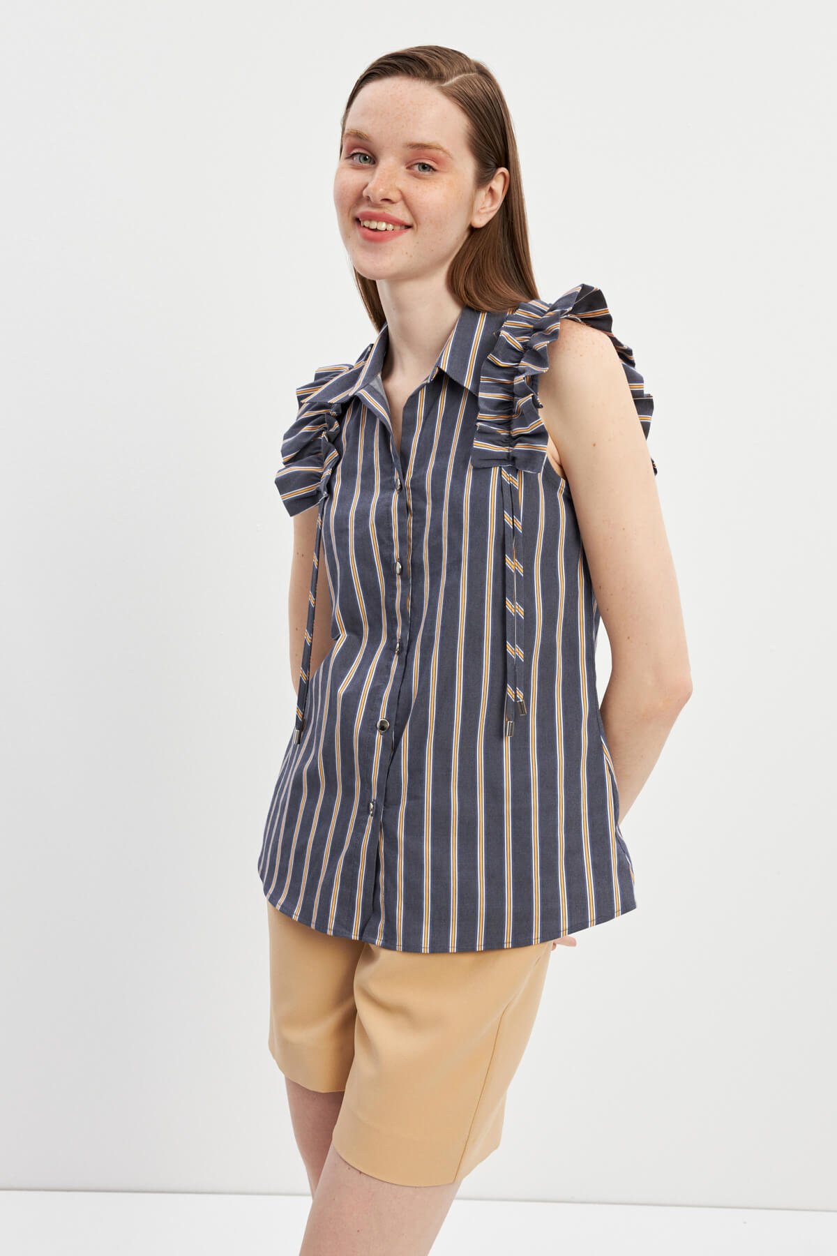 Bej Pileli Şehir Boy Şort