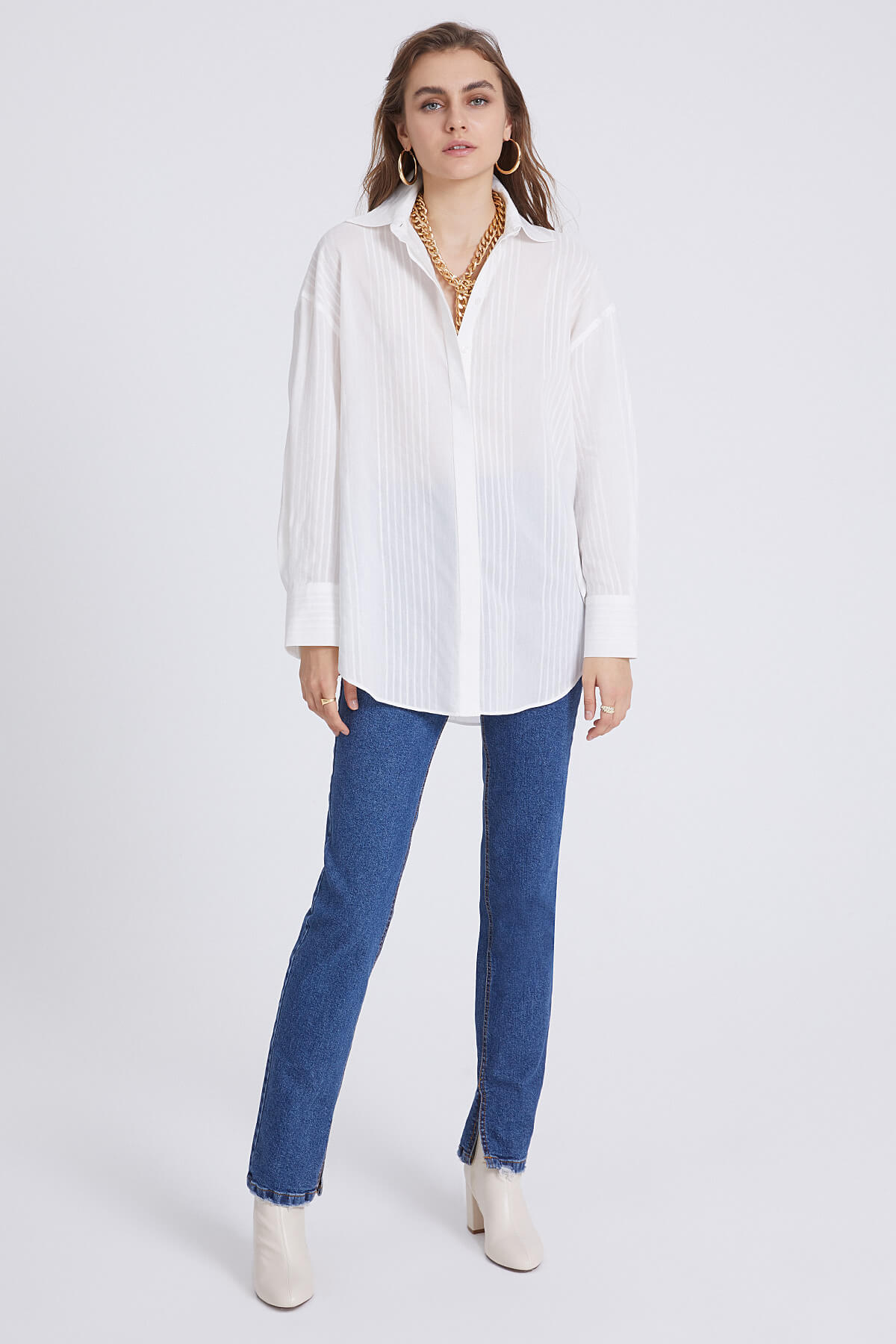 Beyaz Oversize Gömlek