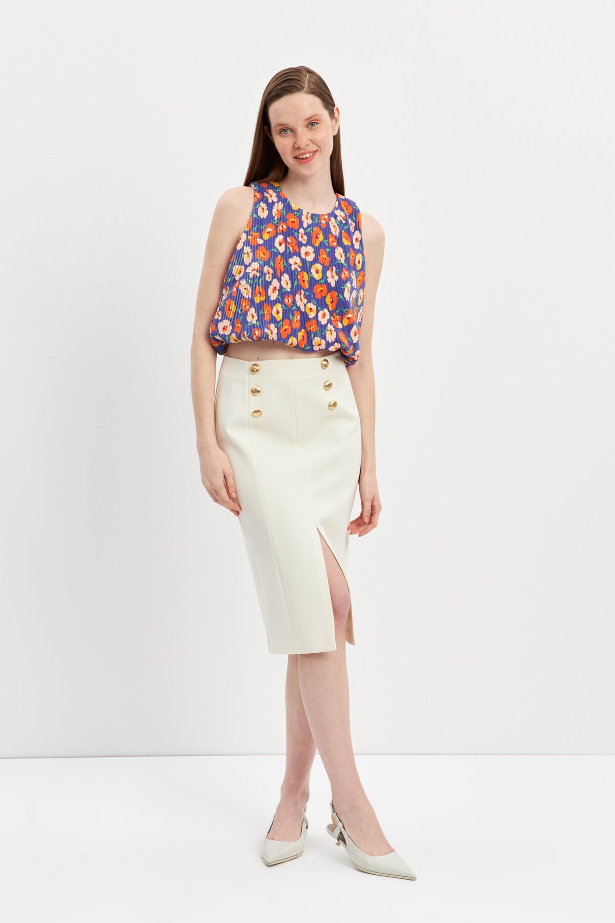 Krem Düğme Detaylı Kalem Etek