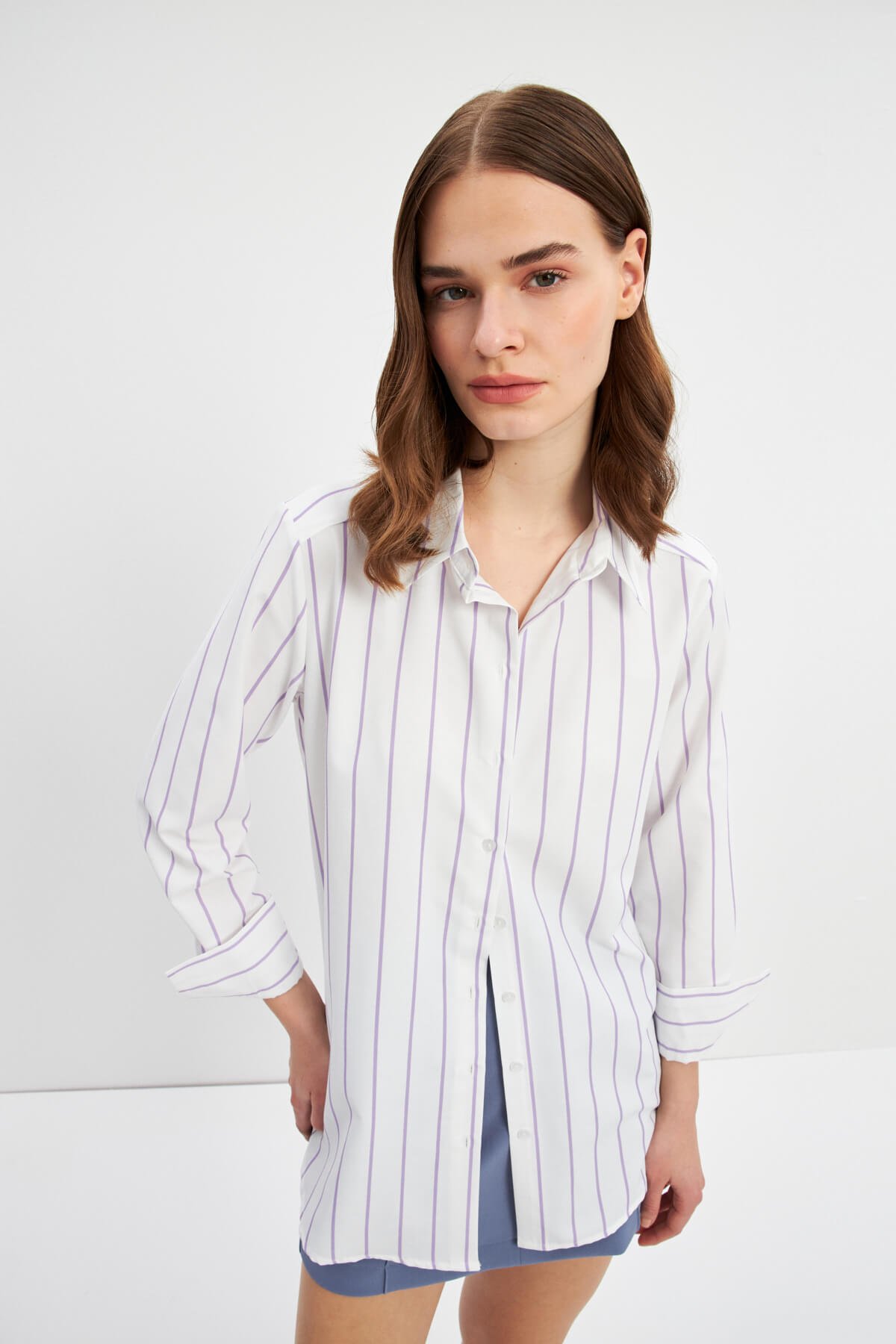 Lila Çizgili Basic Gömlek