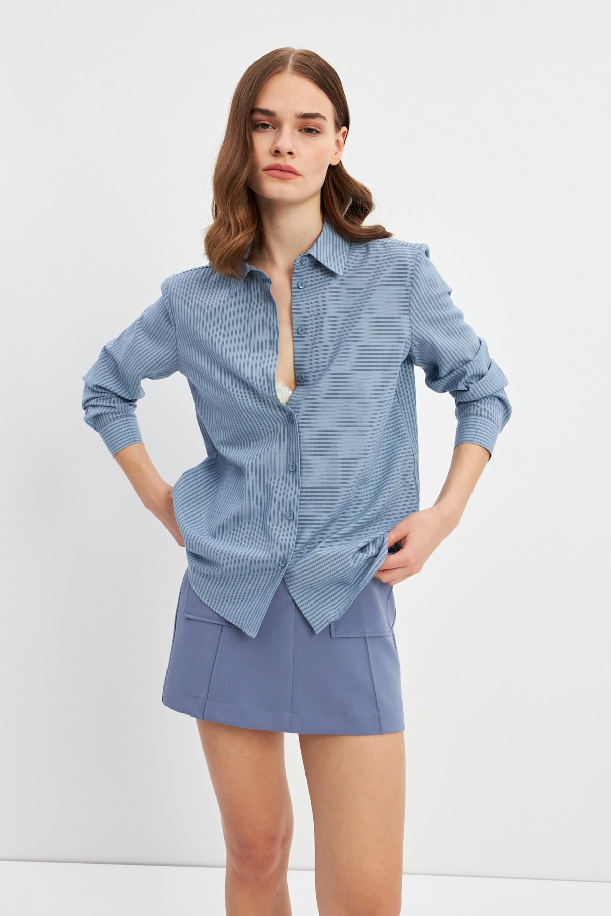 Mavi Çizgili Basic Gömlek