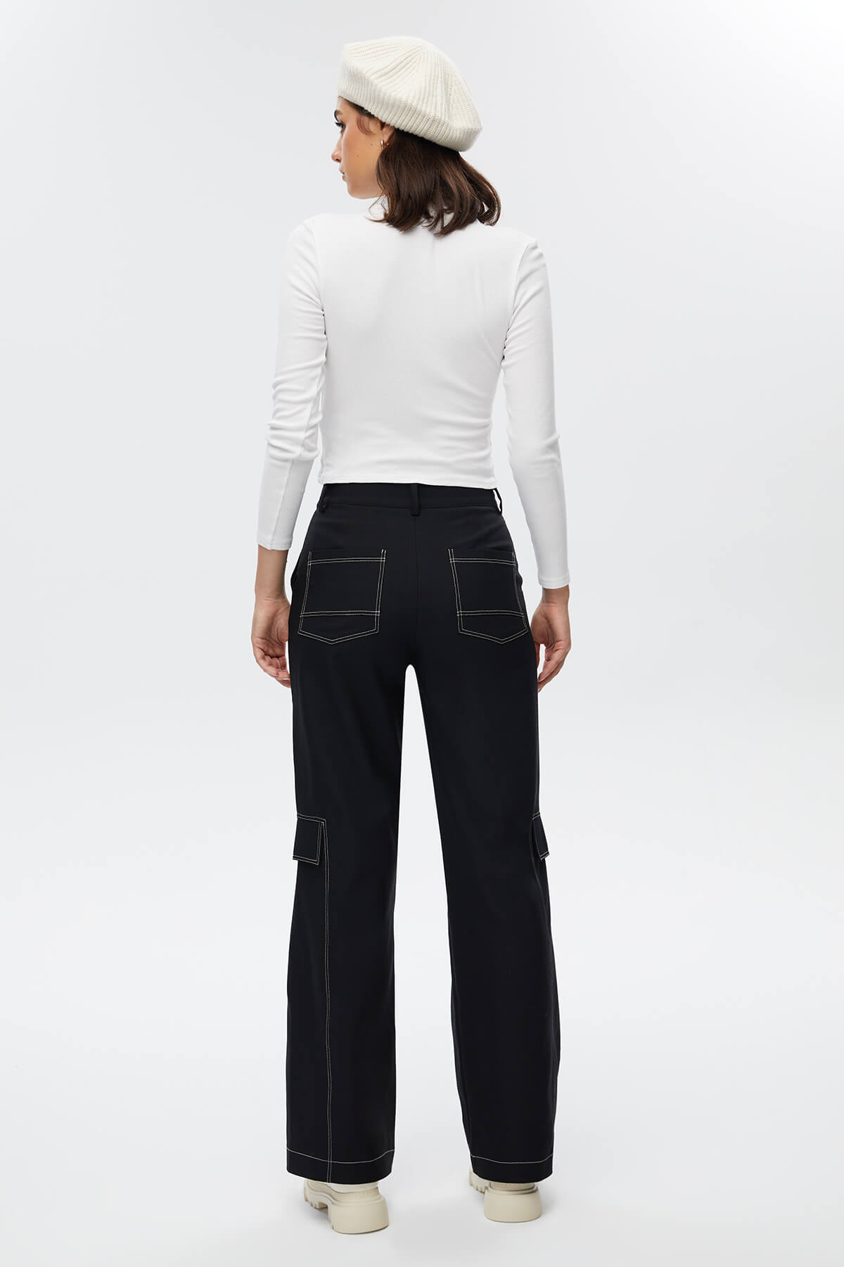 Siyah Kontrast Dikişli Yüksek Bel Pantolon