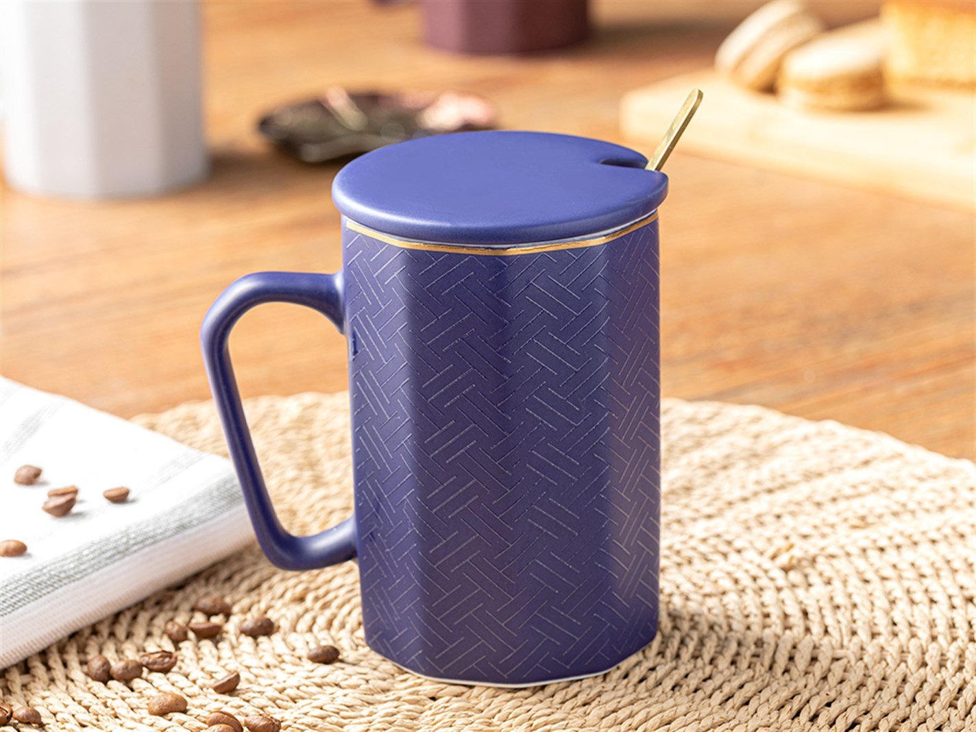 Alto # Lidded with spoon 450 ml Albastru inchis