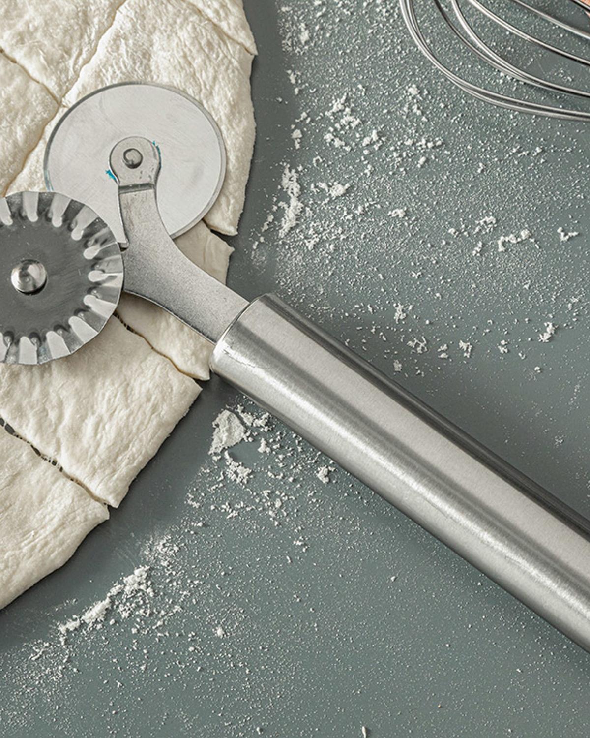 Azure Metal 2 Set Dough Roulette 19 cm