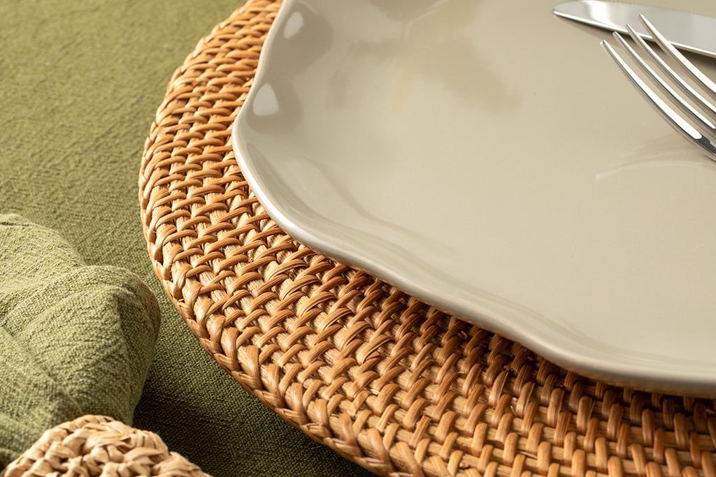 Benitta Silicone Service Plate 28 cm Stone Color