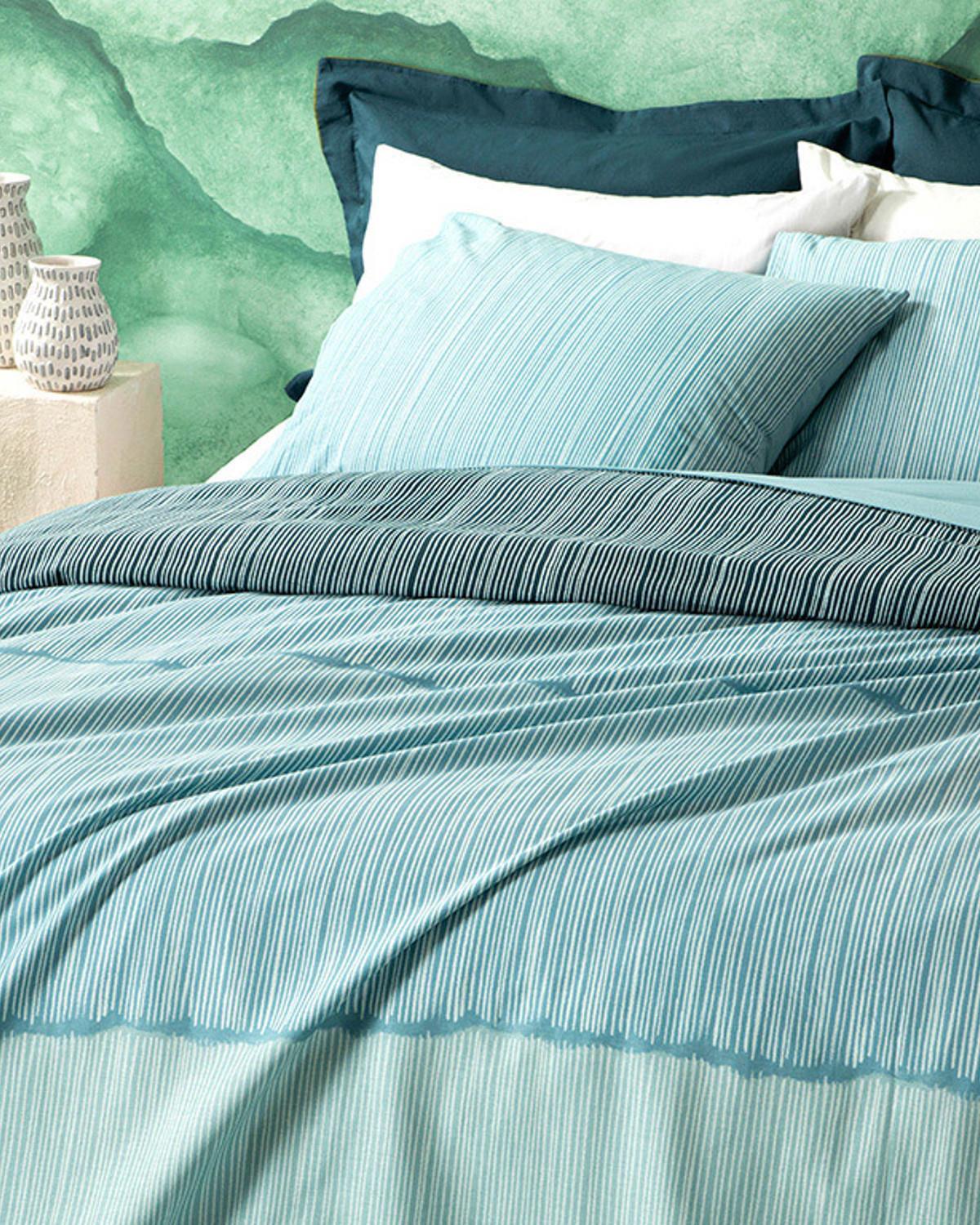 Blurred Lines Cu Bumbac Double Set Lenjerie De Pat 200x220 cm Seledon