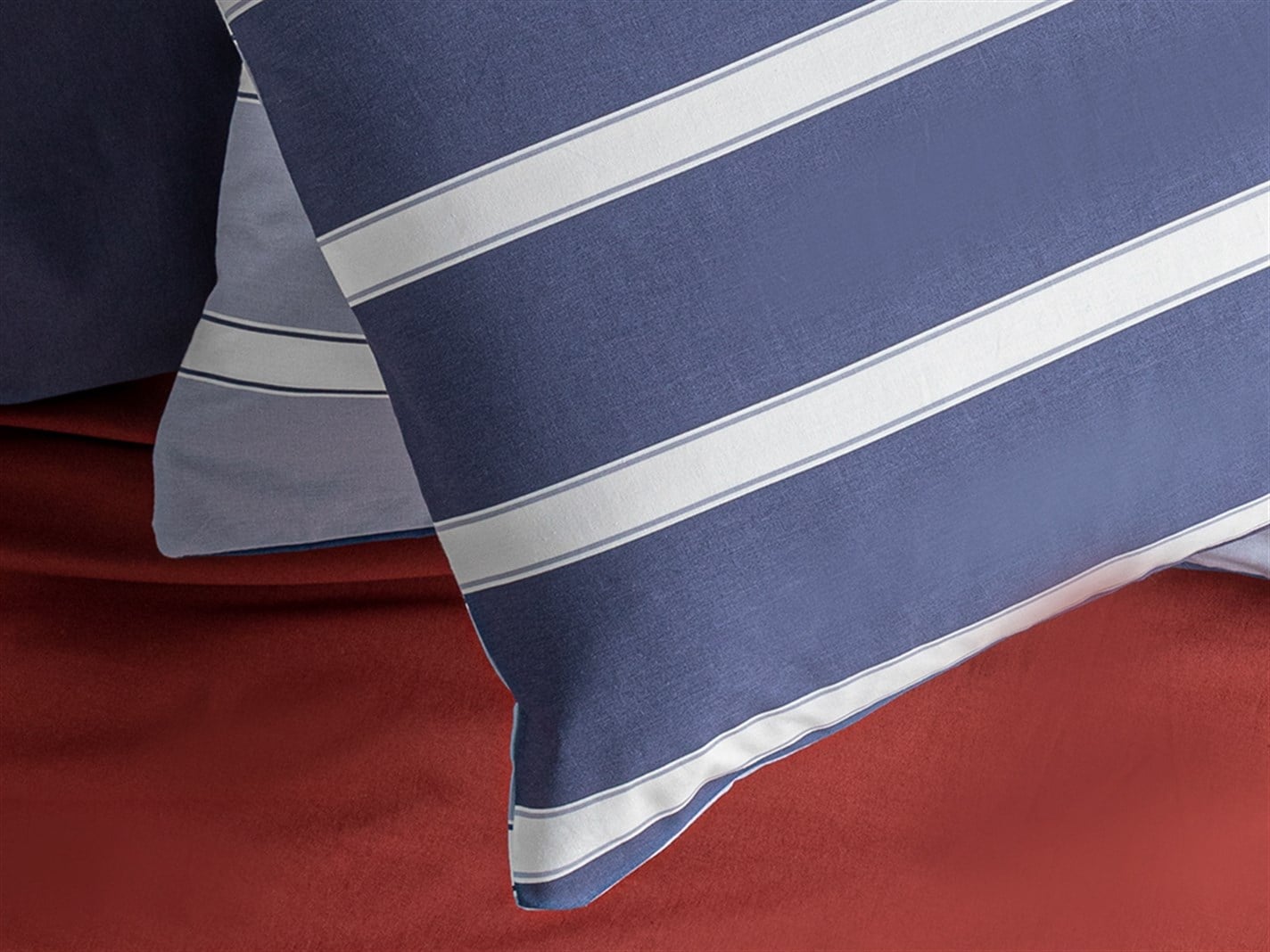 Bold Stripe 57 Tel / 144 Numărul de fir 2 set 50x70 cm Albastru