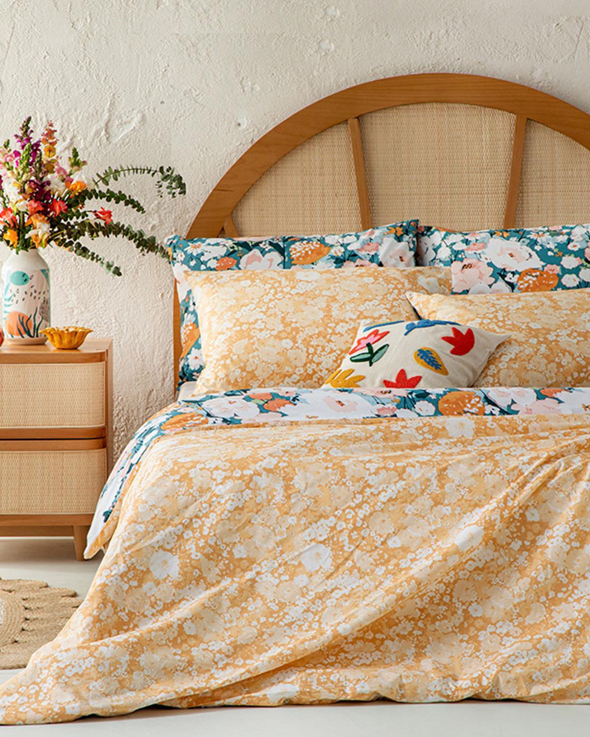Camellia Set De Lenjerıe De Pat Persoană Dublă, Din Bumbac, 200*220 Cm, Piersică