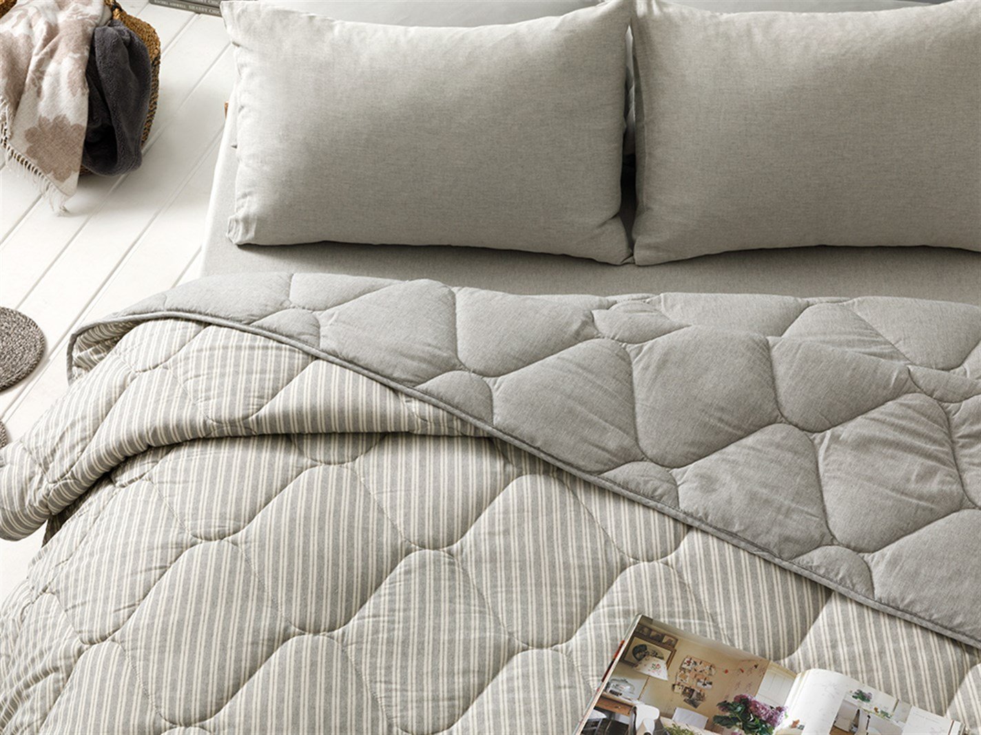 Comfy Stripe Fire vopsite Persoană dublă 200x220 cm Сиво