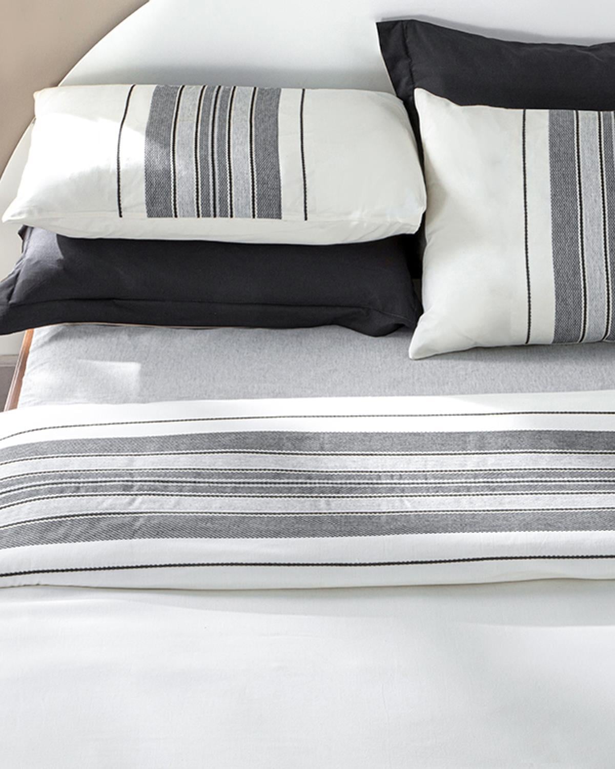 Cosy Lines Cu Fire De Chenille Vopsite Double Set Lenjerie De Pat 200x220 cm Gri-Antracit