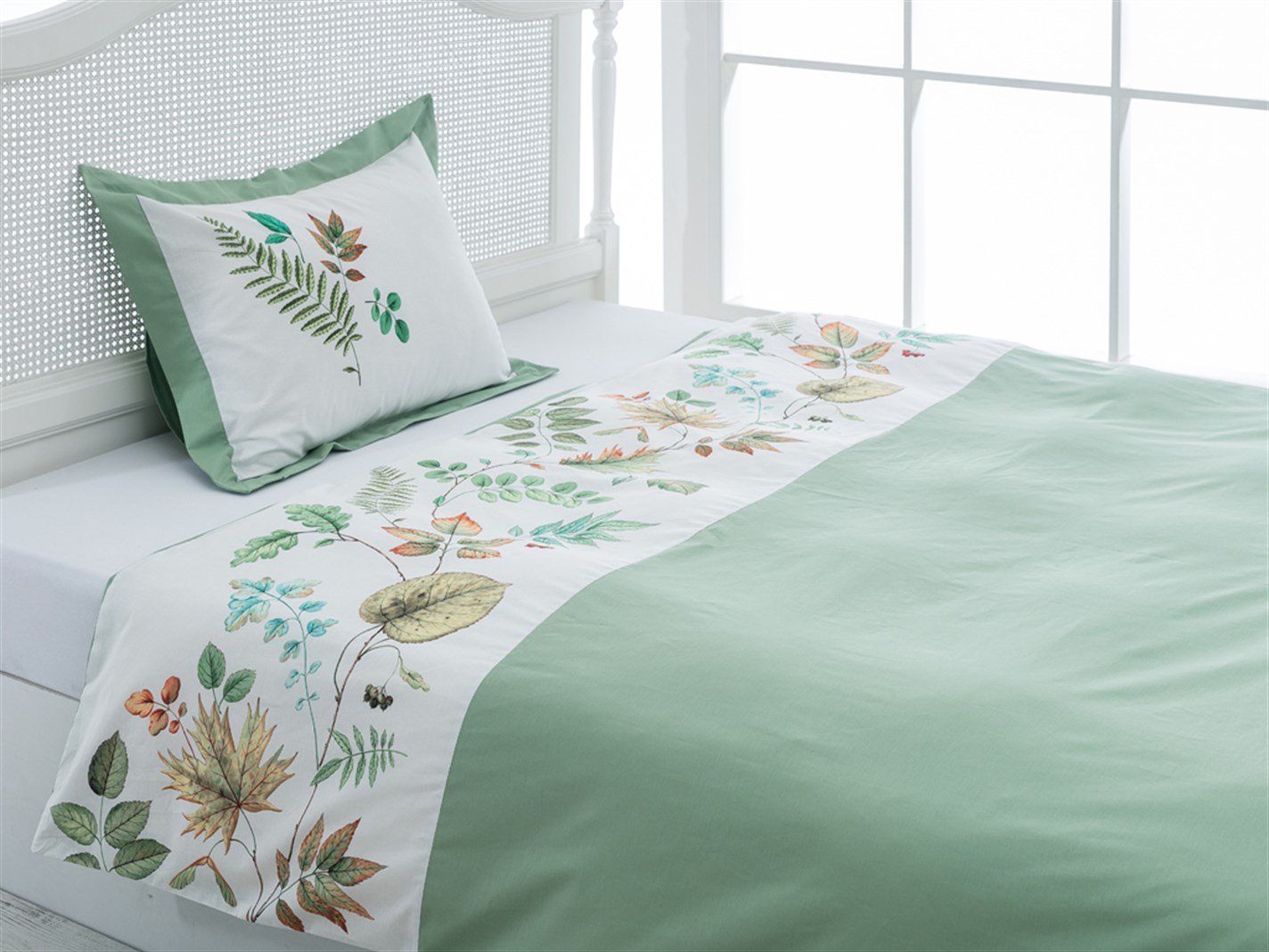 Curtea secretă  Pentru o persoana 160x220 cm Mint-lilac-roz