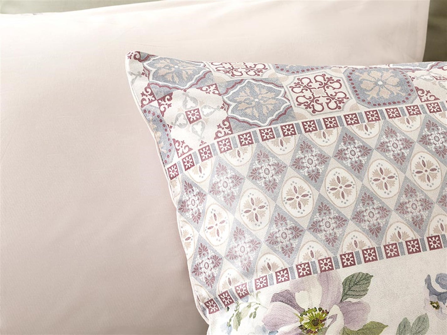 dale 57 Tel / 144 Numărul de fir 2 set 50x70 cm Liliac.
