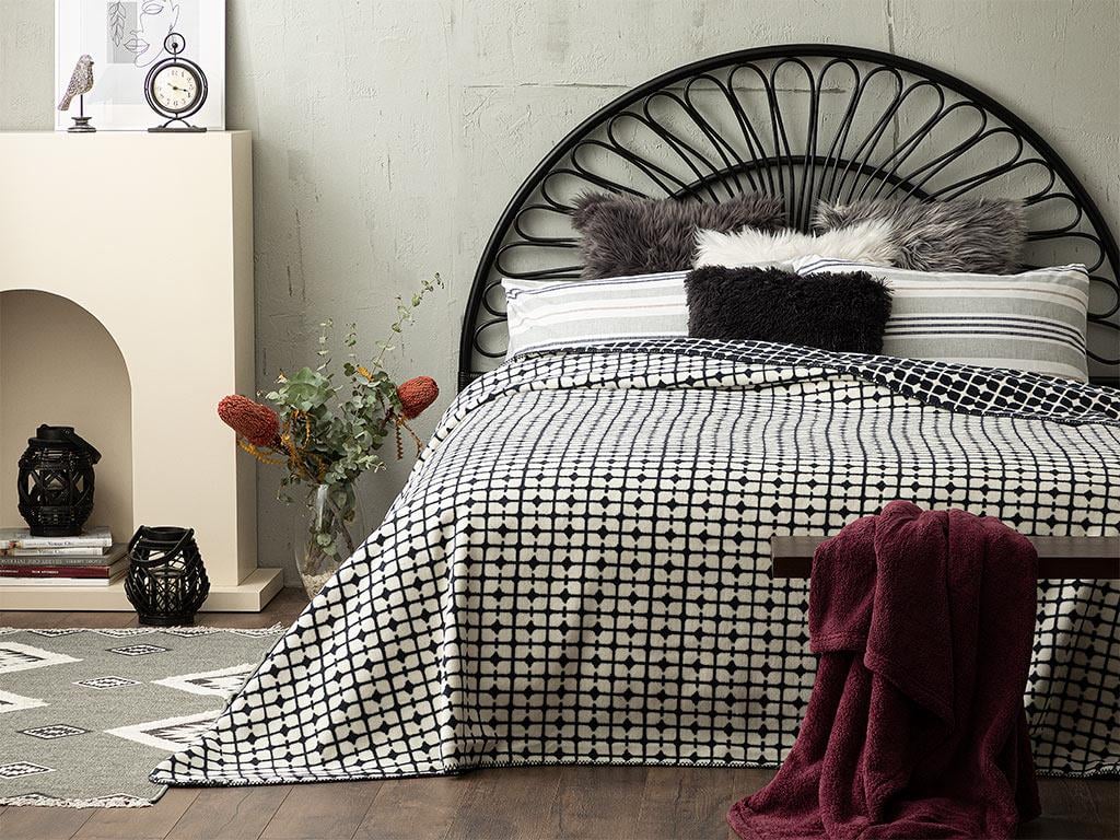English Home Cottony Double Person  PĂTURĂ 200x220 cm White-NavyBlue