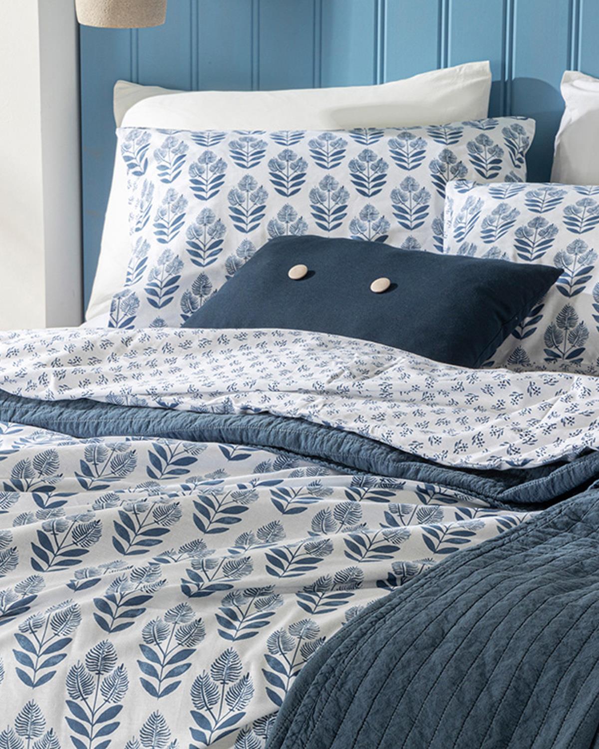 Eternal Harmony Cu Bumbac King Size Set Lenjerie De Pat 240x220 cm Indigo.