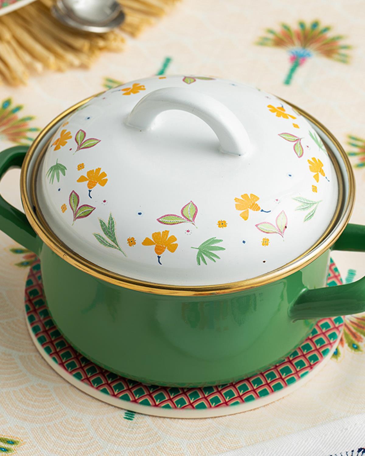 Exotic Leaves Enamel Pan 14 cm Green