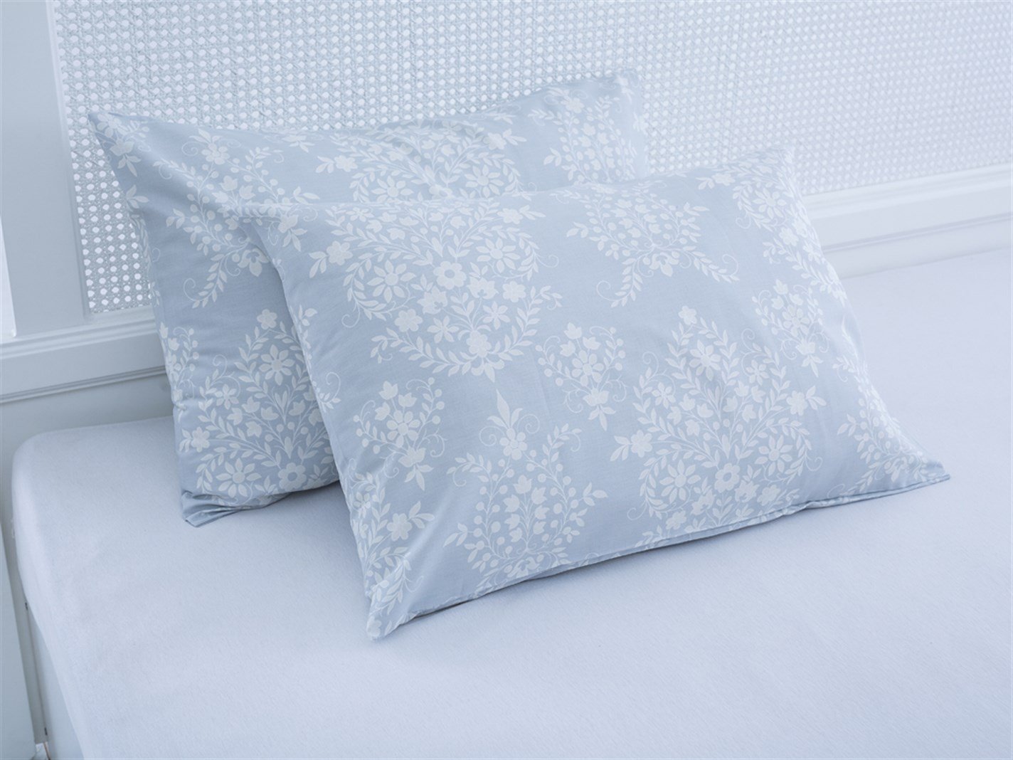 Eywa # 2 set 50x70 cm CELADONNEW