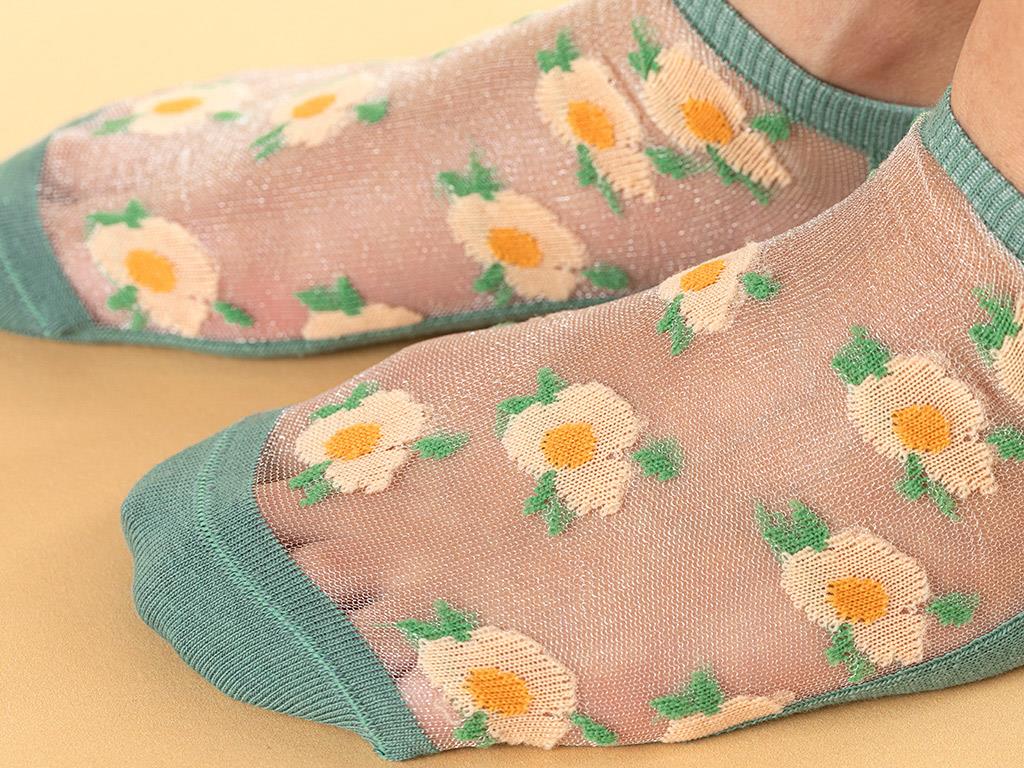 Elegant Flower Women Nude Socks 36-40 Green