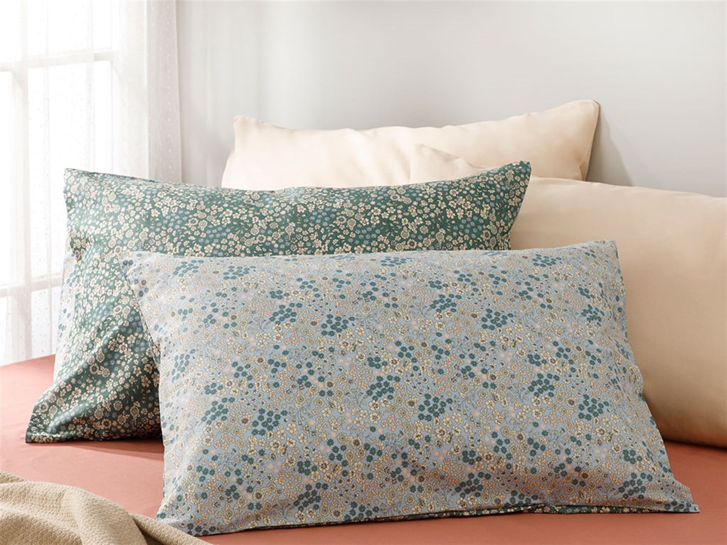 Flori de libertate 57 Tel / 144 Numărul de fir 2 set 50x70 cm Mint-lilac-roz