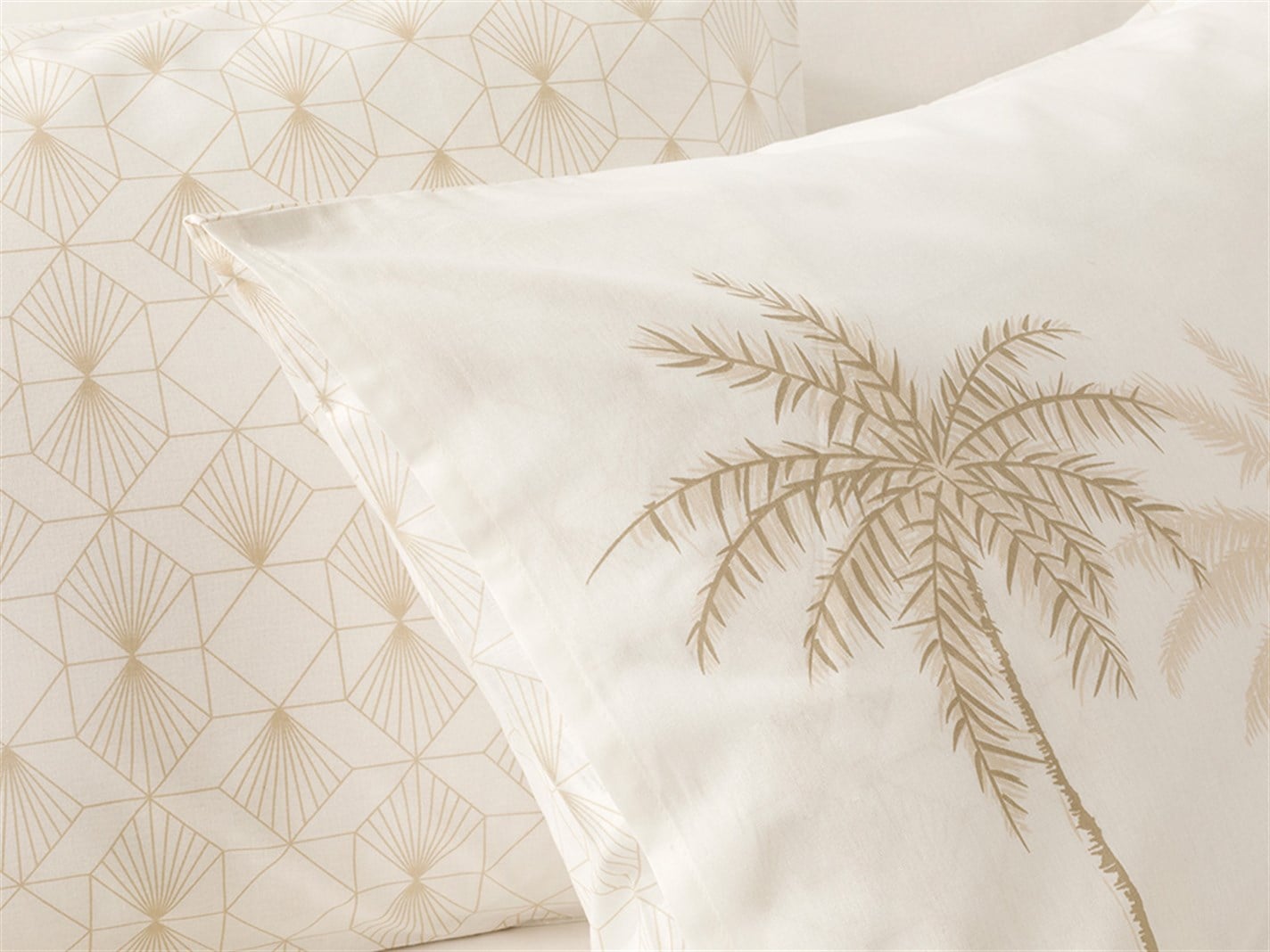 Glitter Palm 57 Tel / 144 Numărul de fir 2 set 50x70 cm Burgundia-gri