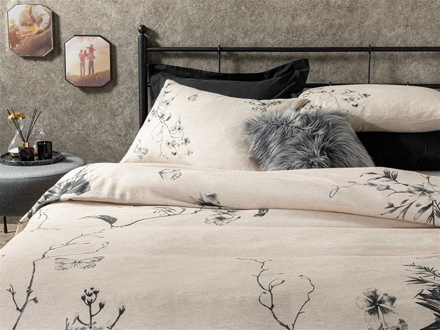 Grădină de iarnă 52 Tel / 132 Numărul de fir Super rege 260x220 cm Burgundia-gri