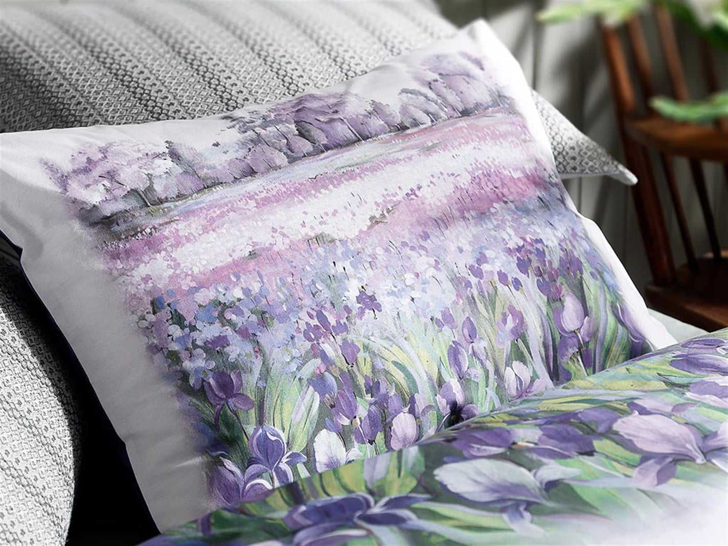 Iris Pallida 57 Tel / 144 Numărul de fir Meniu mare 240x220 cm Liliac.