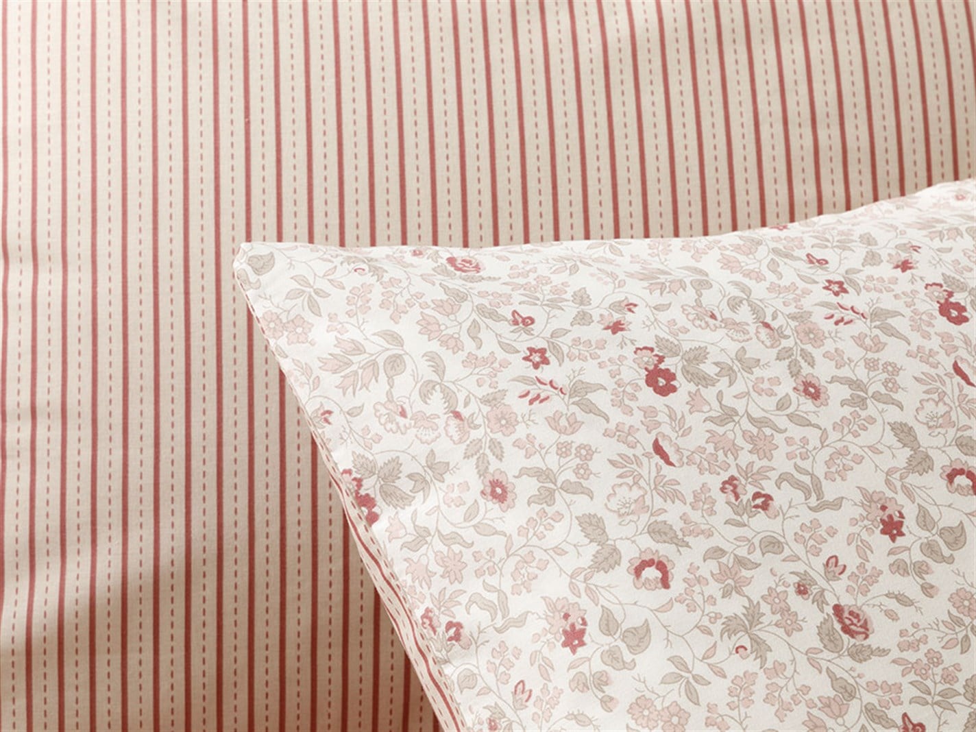 Libertatea vintage 57 Tel / 144 Numărul de fir 2 set 50x70 cm Roz