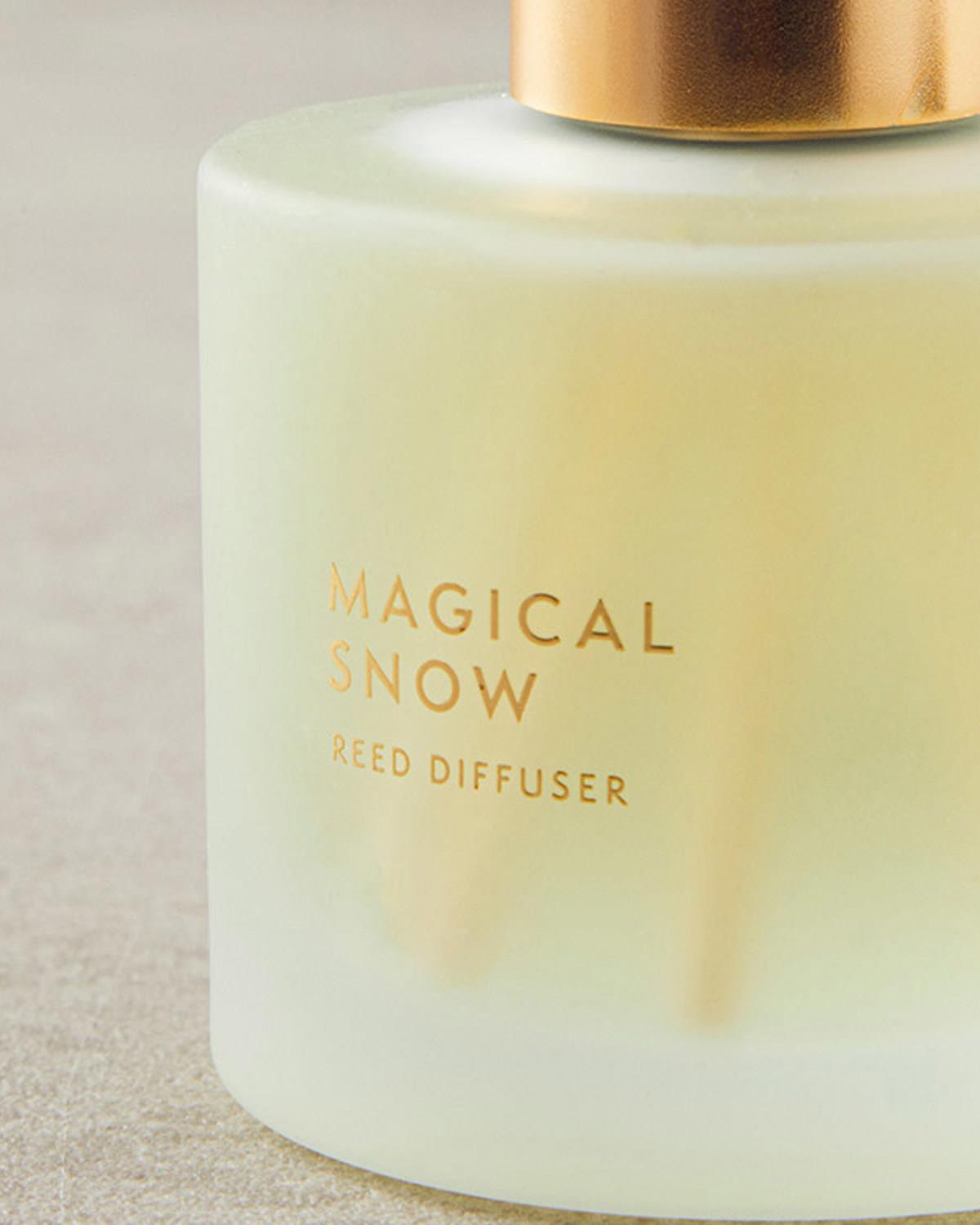 Magical Snow Parfum De Cameră Cu Bețișoare 100 ml auriu