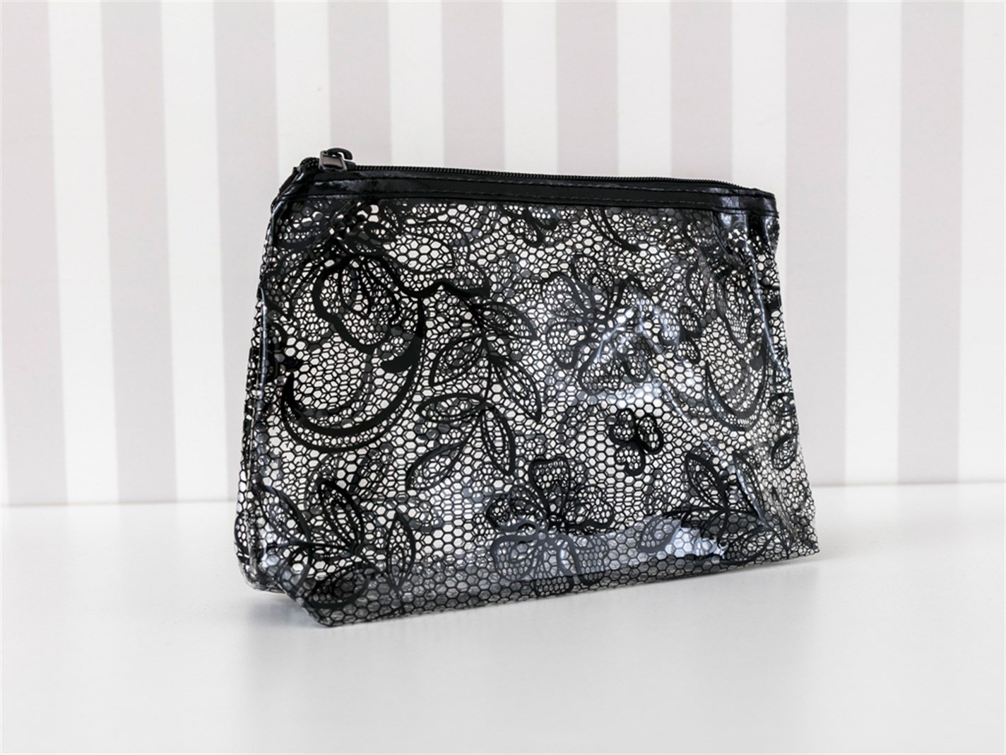 Magie neagră Cosmetic Dantelă modelată 22x17x8 cm Negru