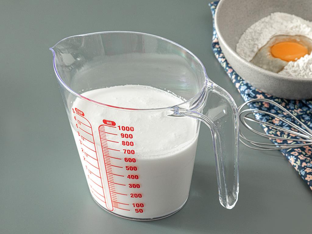 Orsa Plastic Measuring Cup 1000 ml Transparent