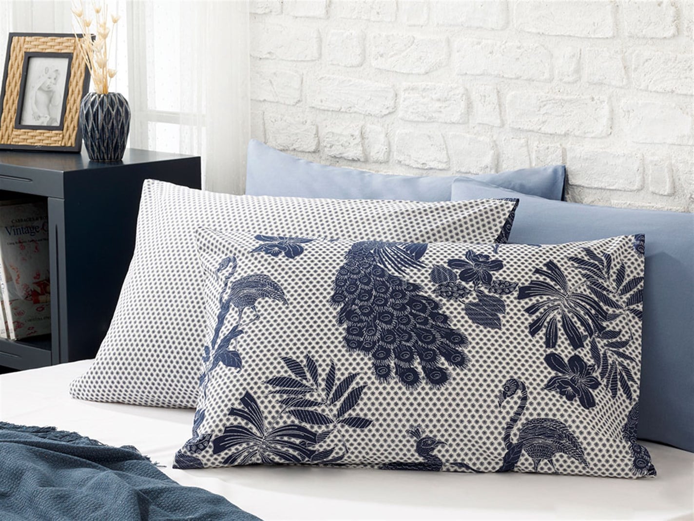 Peafowl 57 Tel / 144 Numărul de fir 2 set 50x70 cm Albastru