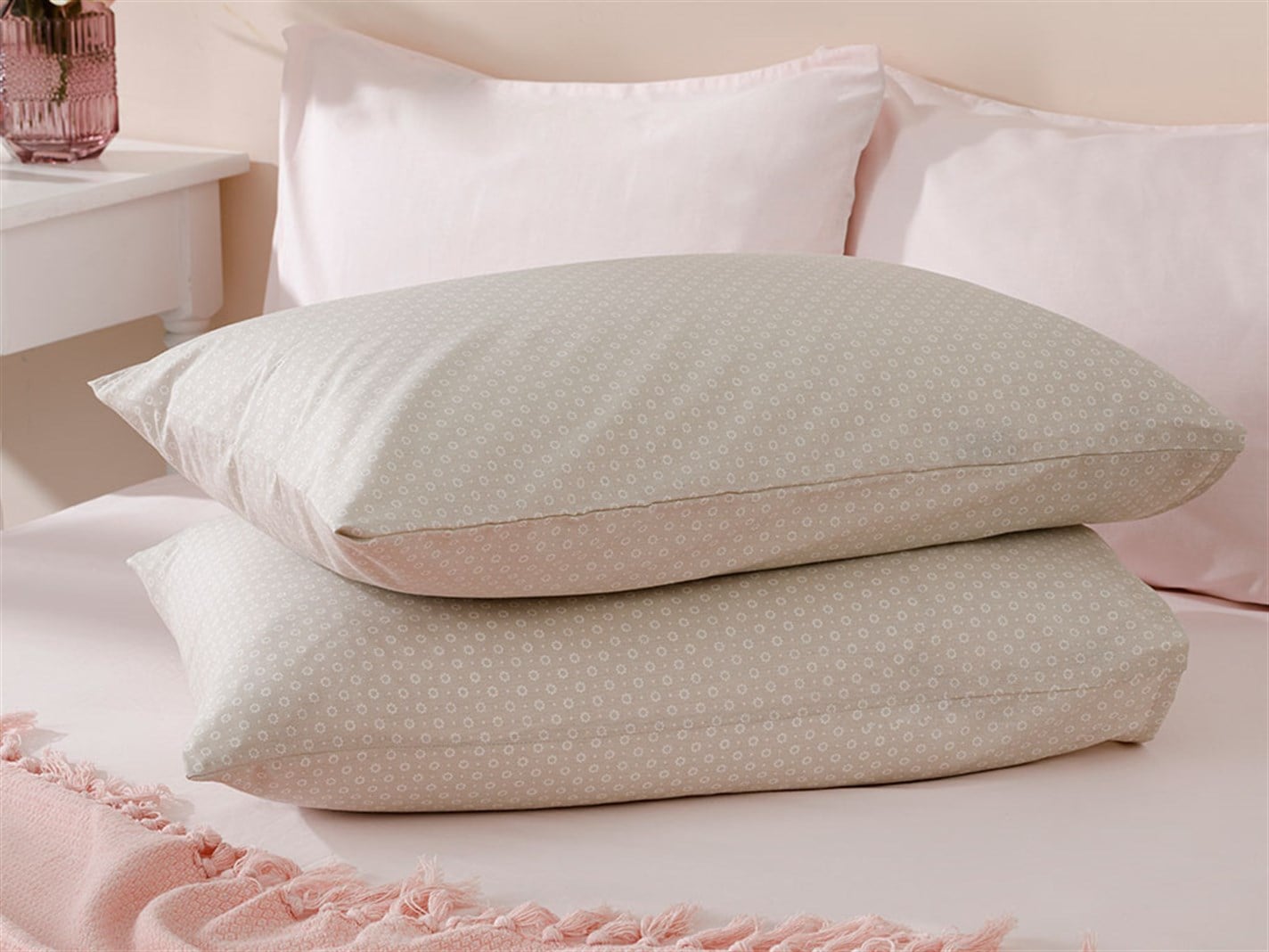 Puncte urbane 57 Tel / 144 Numărul de fir 2 set 50x70 cm Burgundia-gri