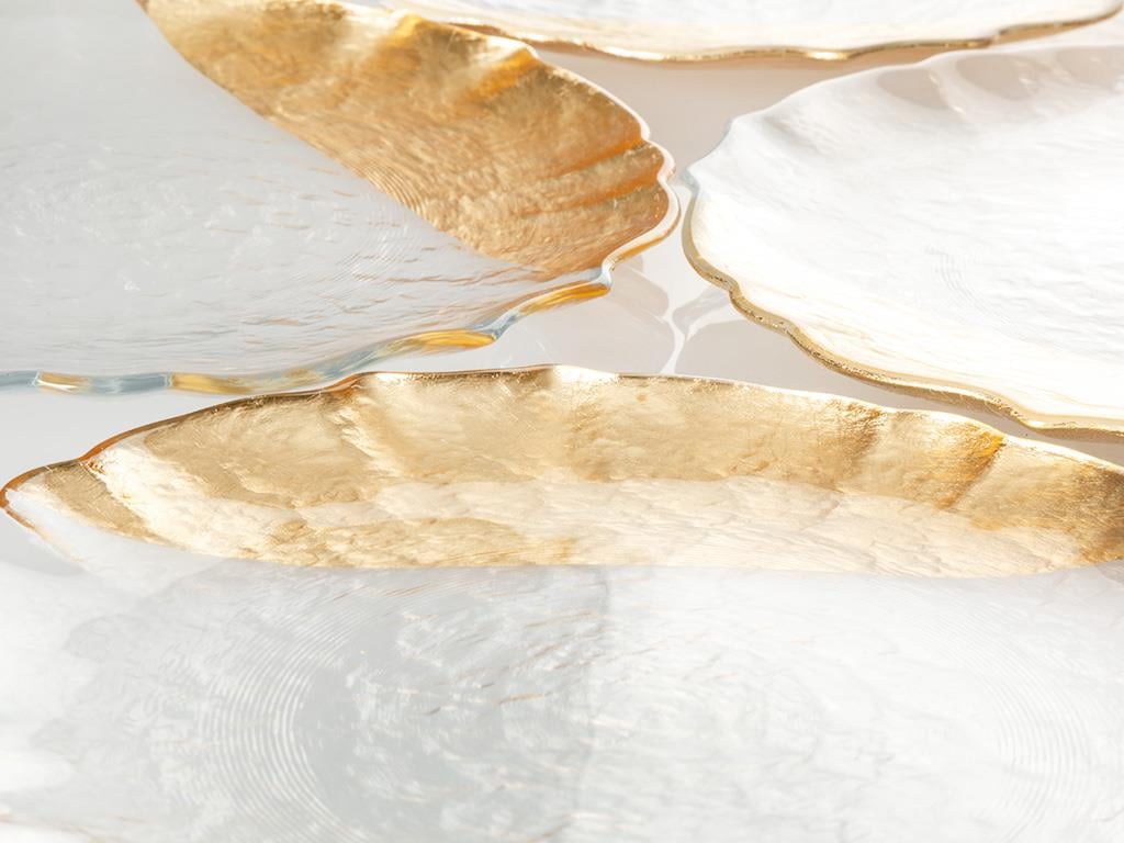 Queen Glass Service Plate 21 cm Gold