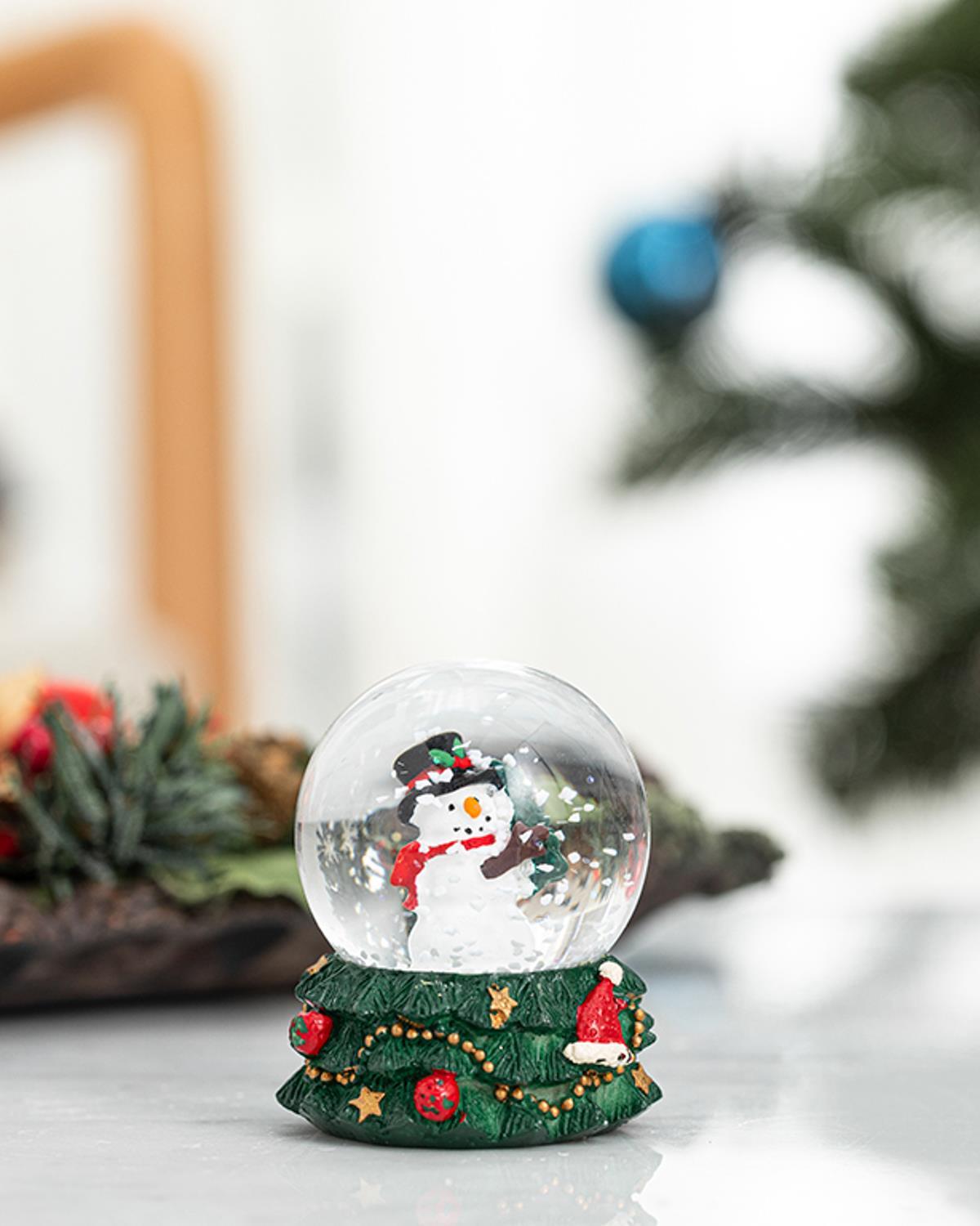 Snowman wih Tree Snow Globe 4,5x4,5x6 cm Green