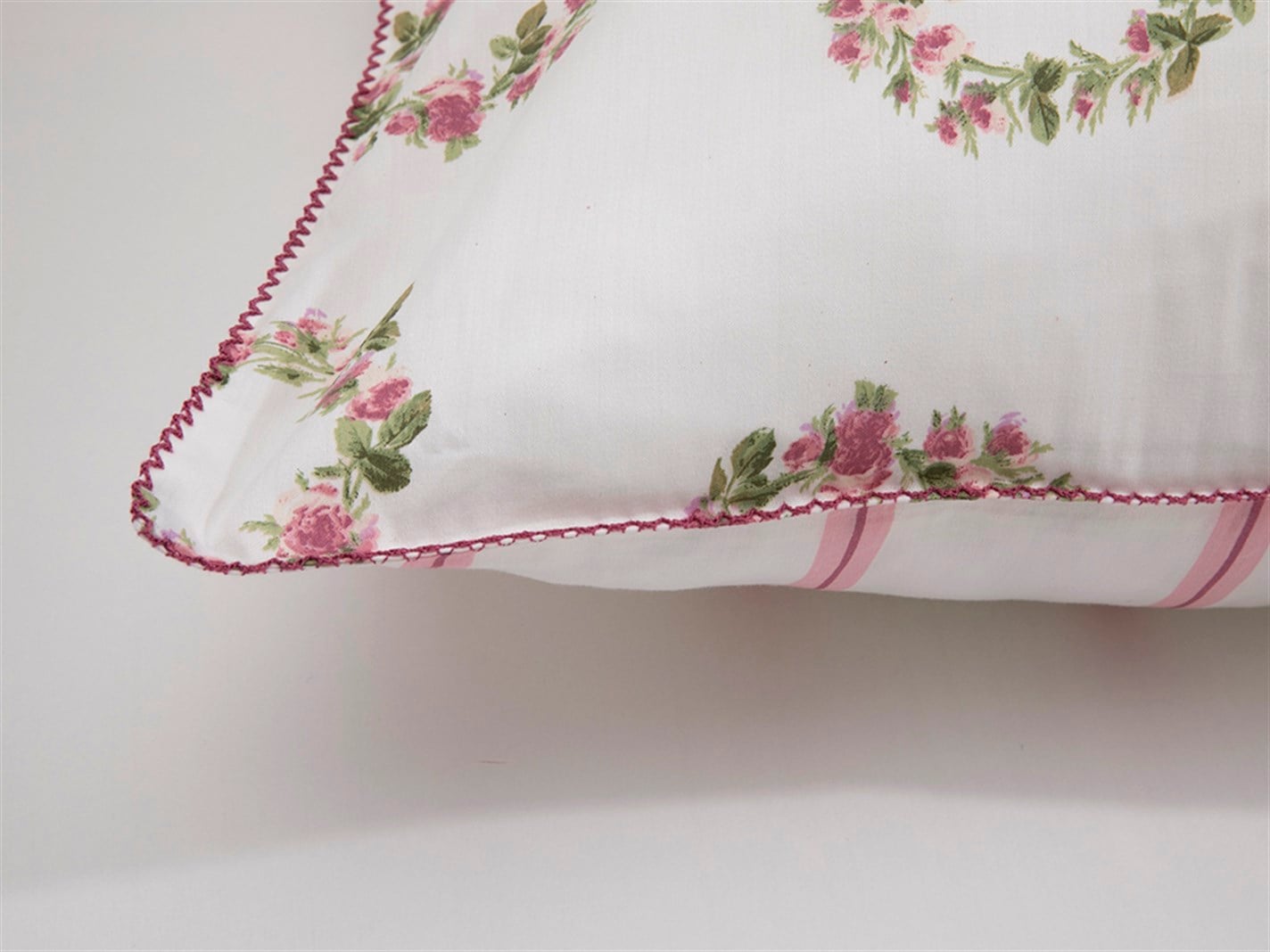 Trandafir chic  2 set 50x70 cm Damson ușor