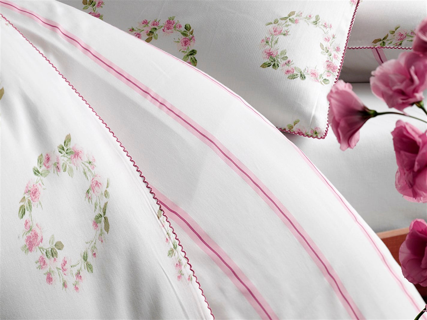 Trandafir chic  Persoană dublă 200x220 cm Damson ușor
