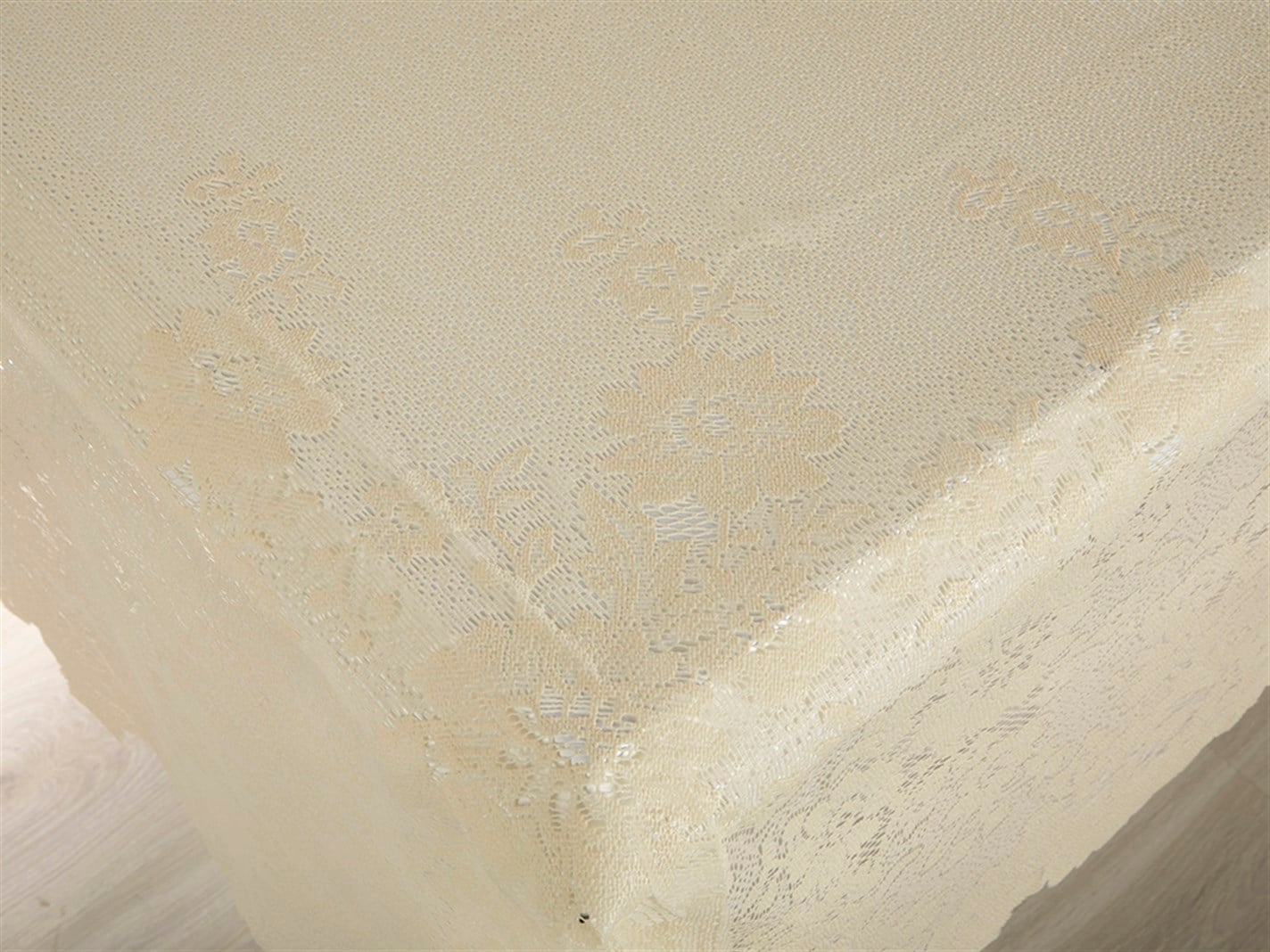 Trandafir mare Guipure În formă ovală 152x228 cm Fildeş