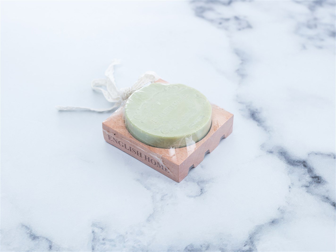 Ulei de măsline Cosmetic Cu vas de săpun din lemn 100 gr Mint-lilac-roz
