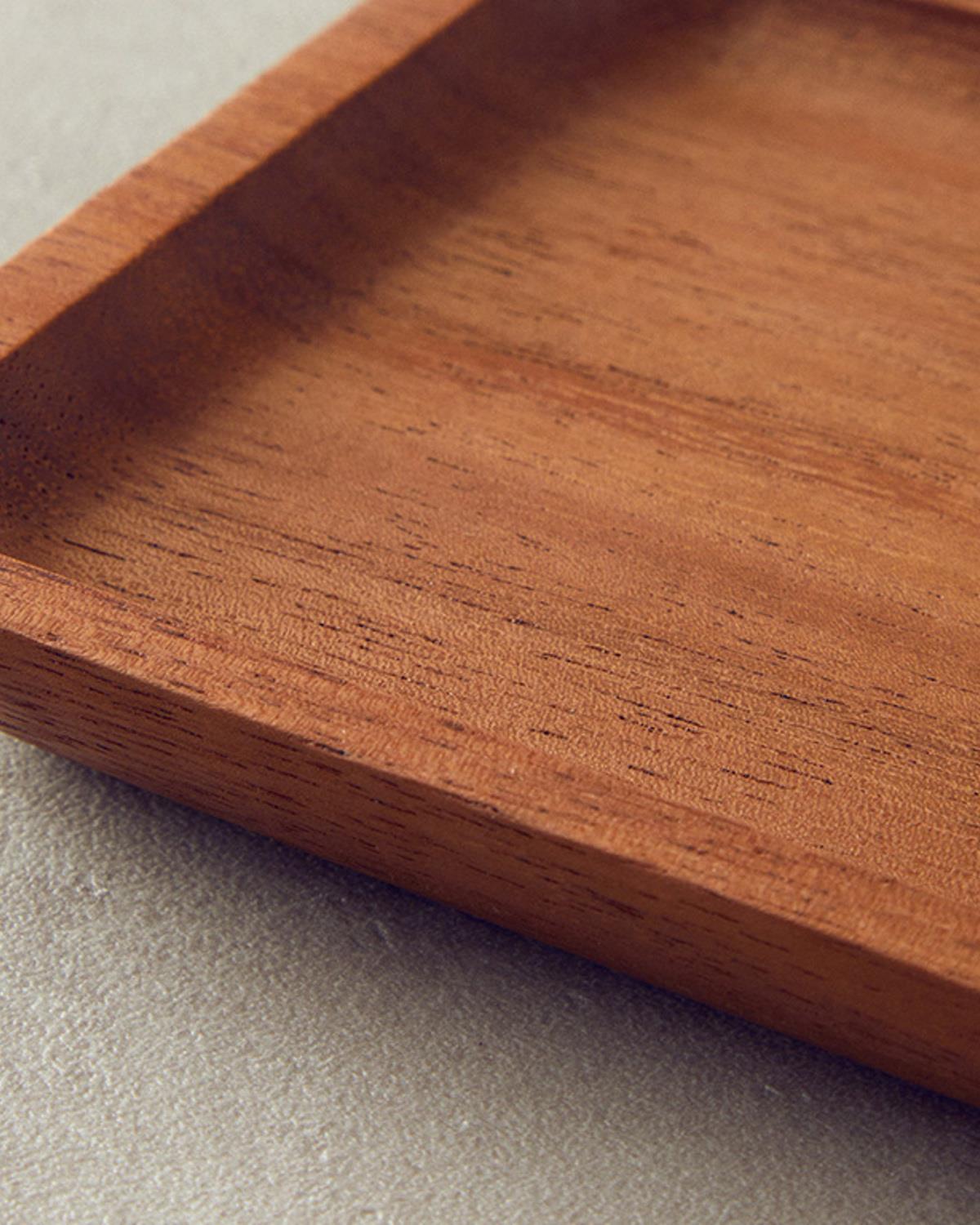 Wild Wood Walnut Rectangular Presenter 30x12 cm Brown