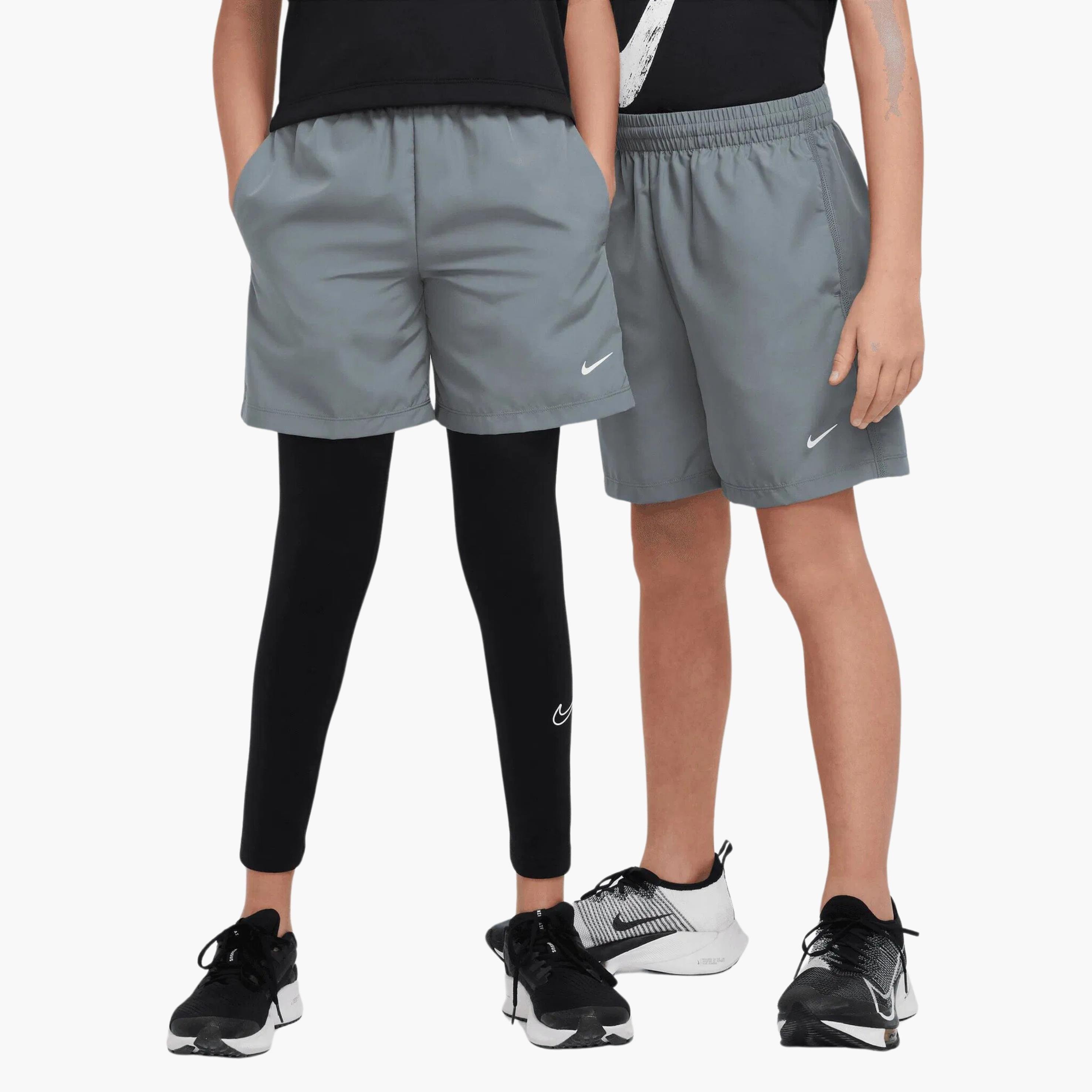  Nike Multi Dri-FIT Genç Çocuk Antrenman Şortu