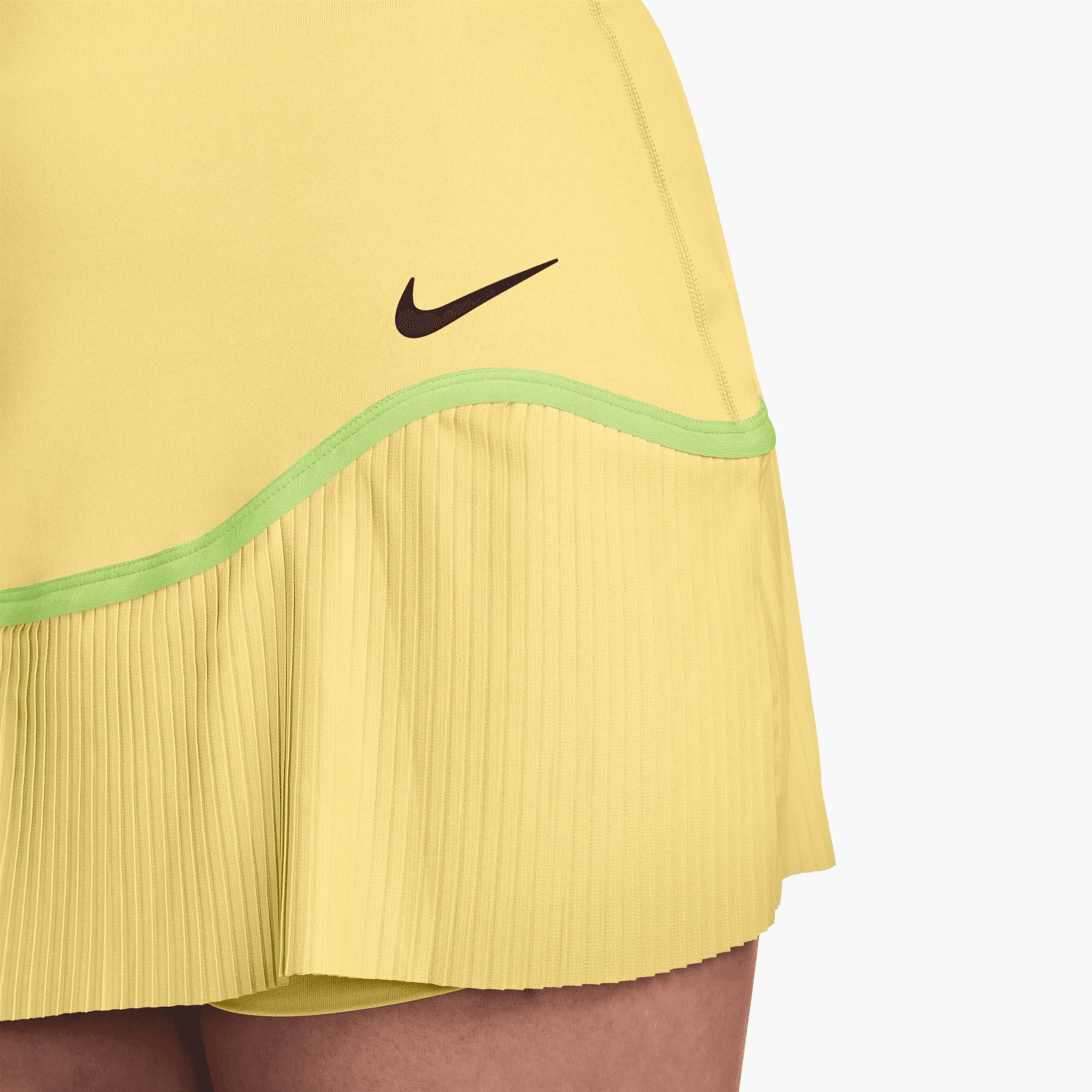 Nike Dri-FIT Advantage Tenis Eteği