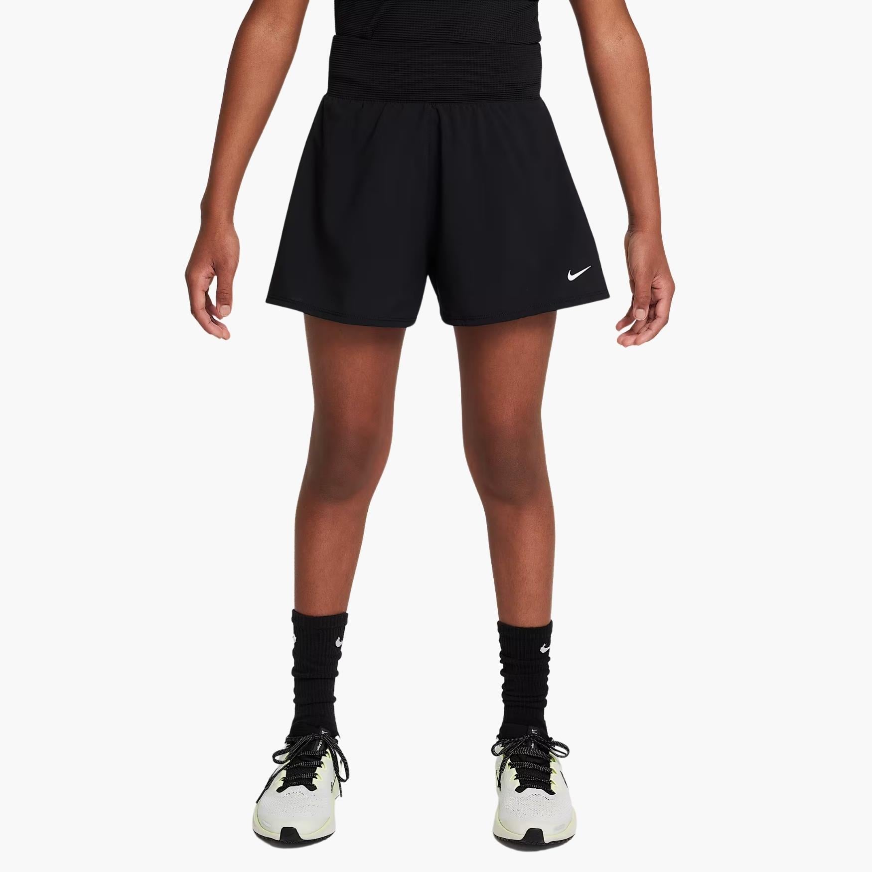 Nike Dri-FIT Genç Kız Antrenman Şortu - Siyah