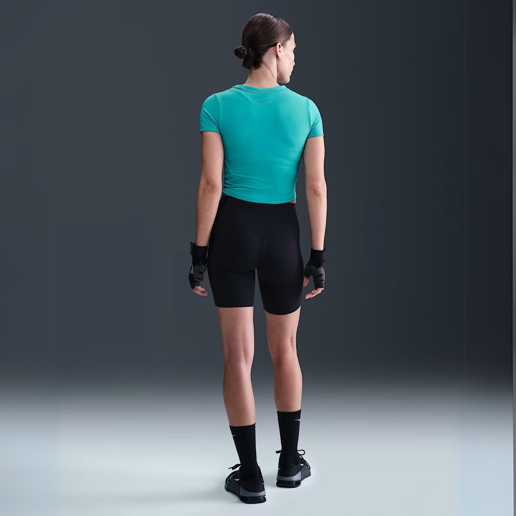 Nike Dri-FIT Kısa Kollu Crop T-Shirt - Camgöbeği